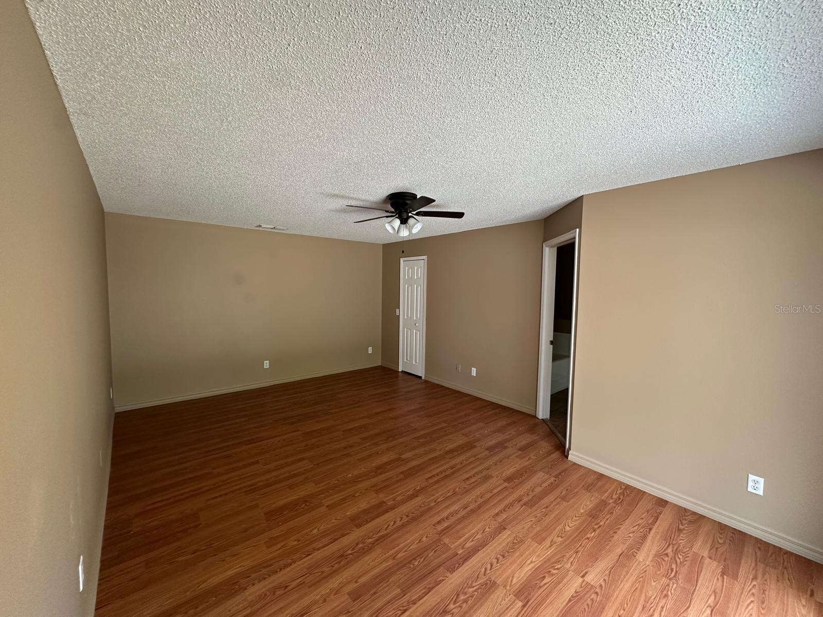 1730 Sumatra Ave Property Photo 8