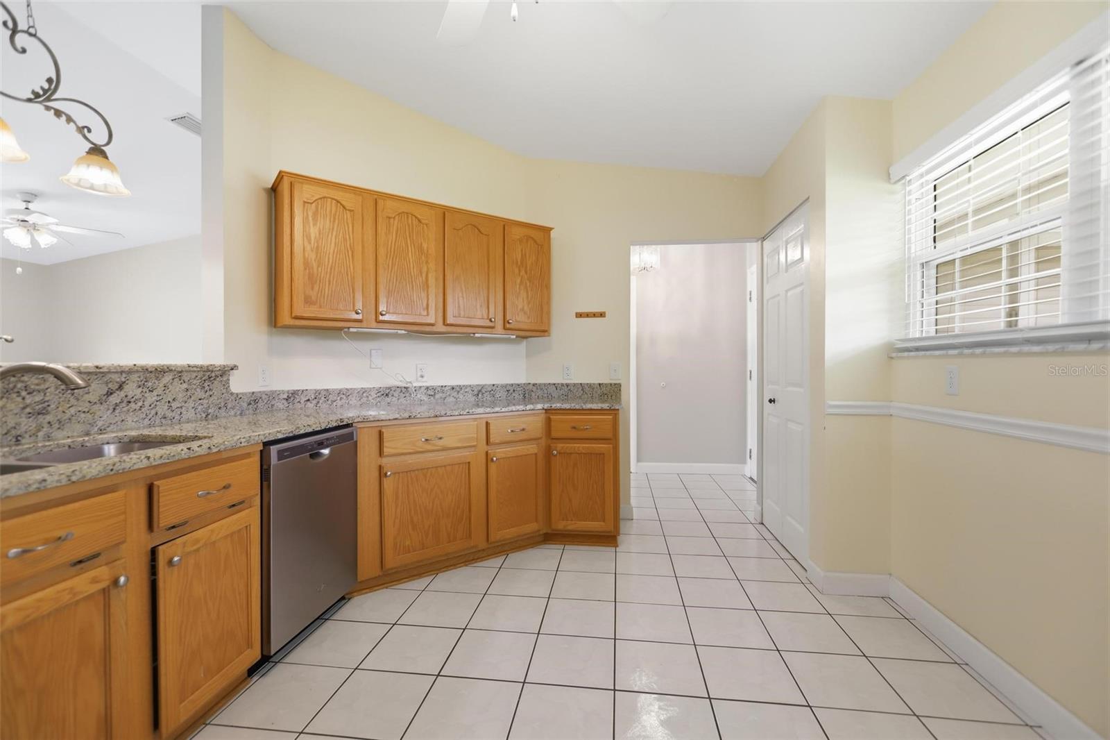 1679 W Euclid Ave Property Photo 10