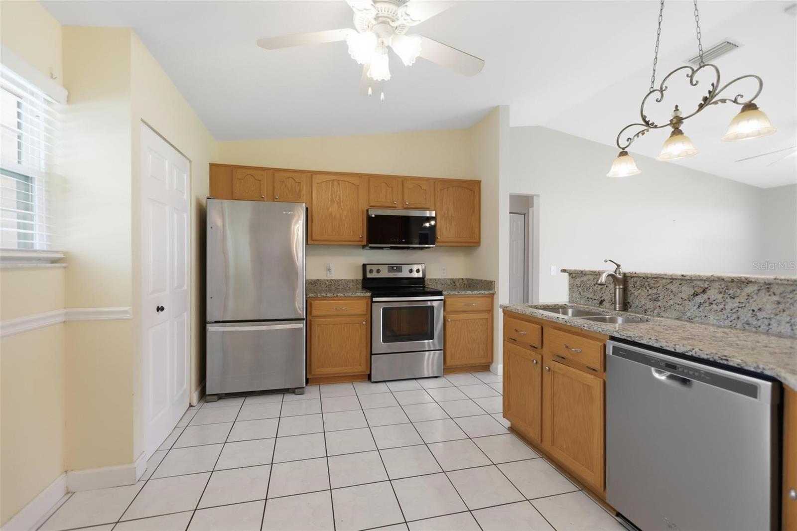 1679 W Euclid Ave Property Photo 12