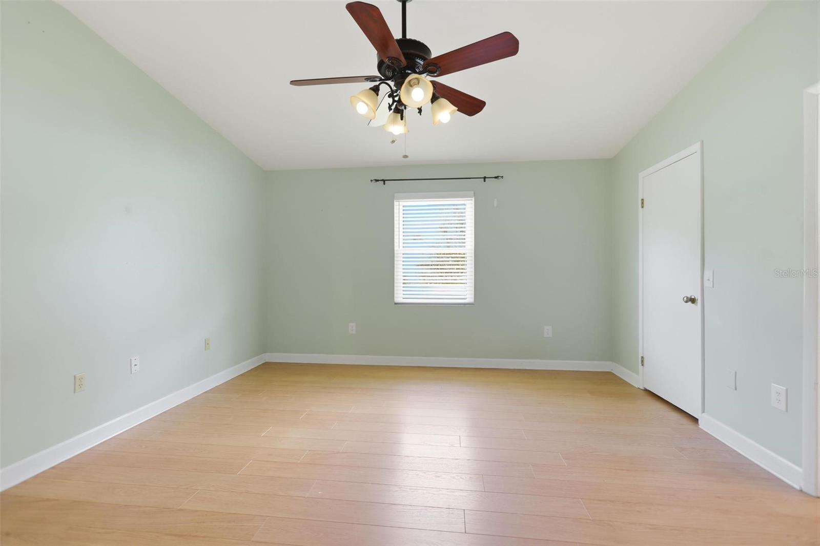 1679 W Euclid Ave Property Photo 15