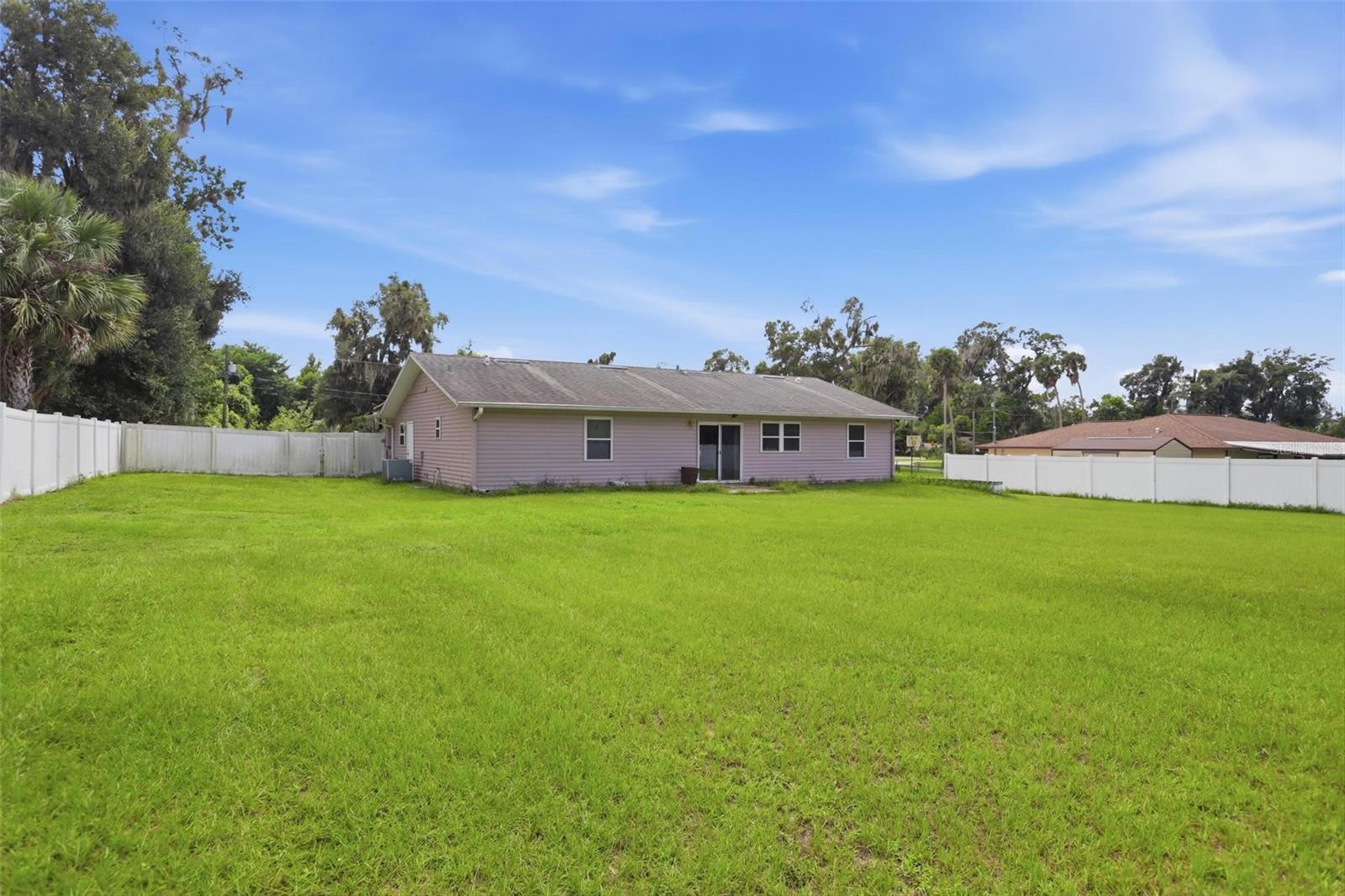 1679 W Euclid Ave Property Photo 30