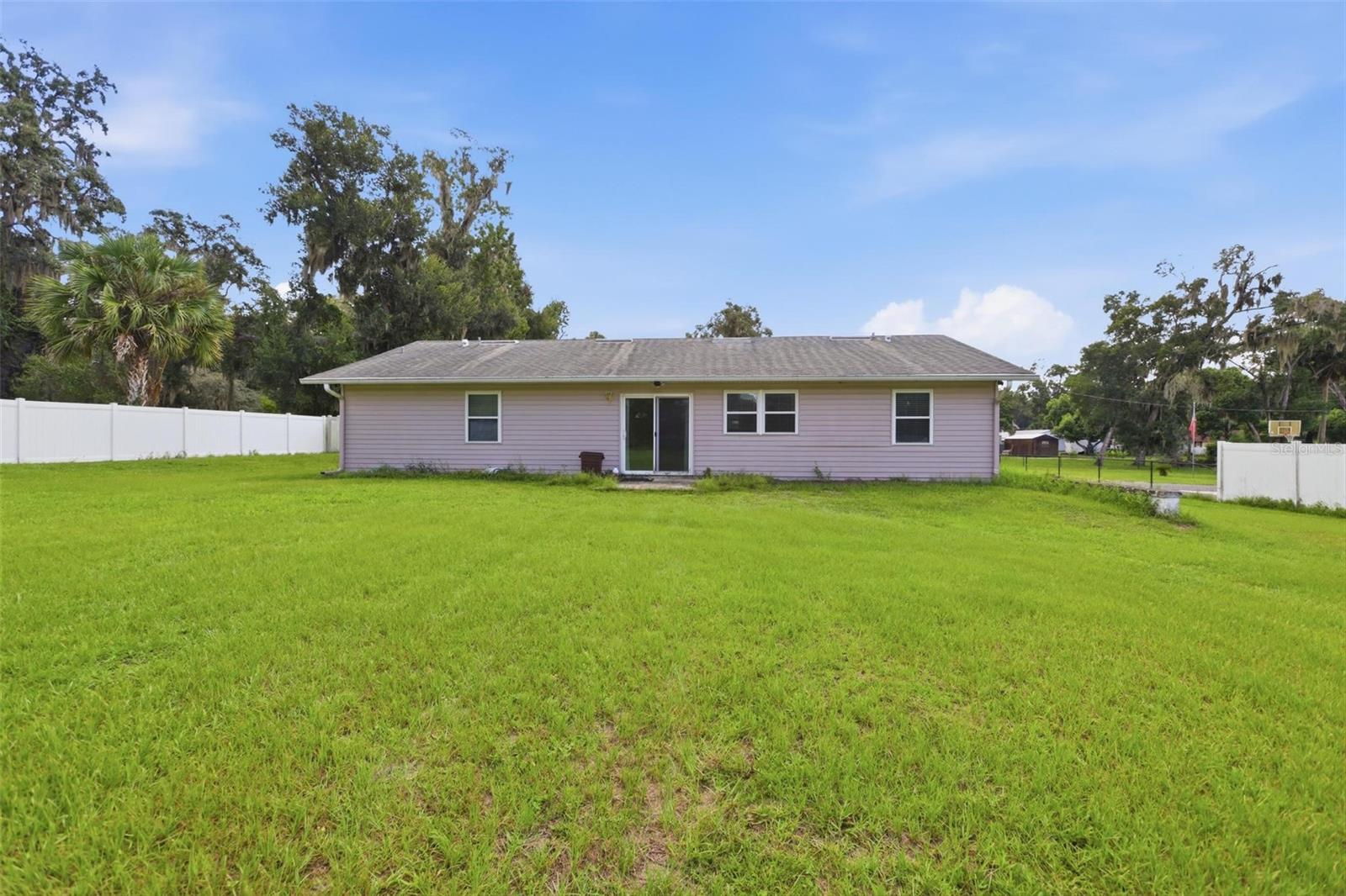 1679 W Euclid Ave Property Photo 34