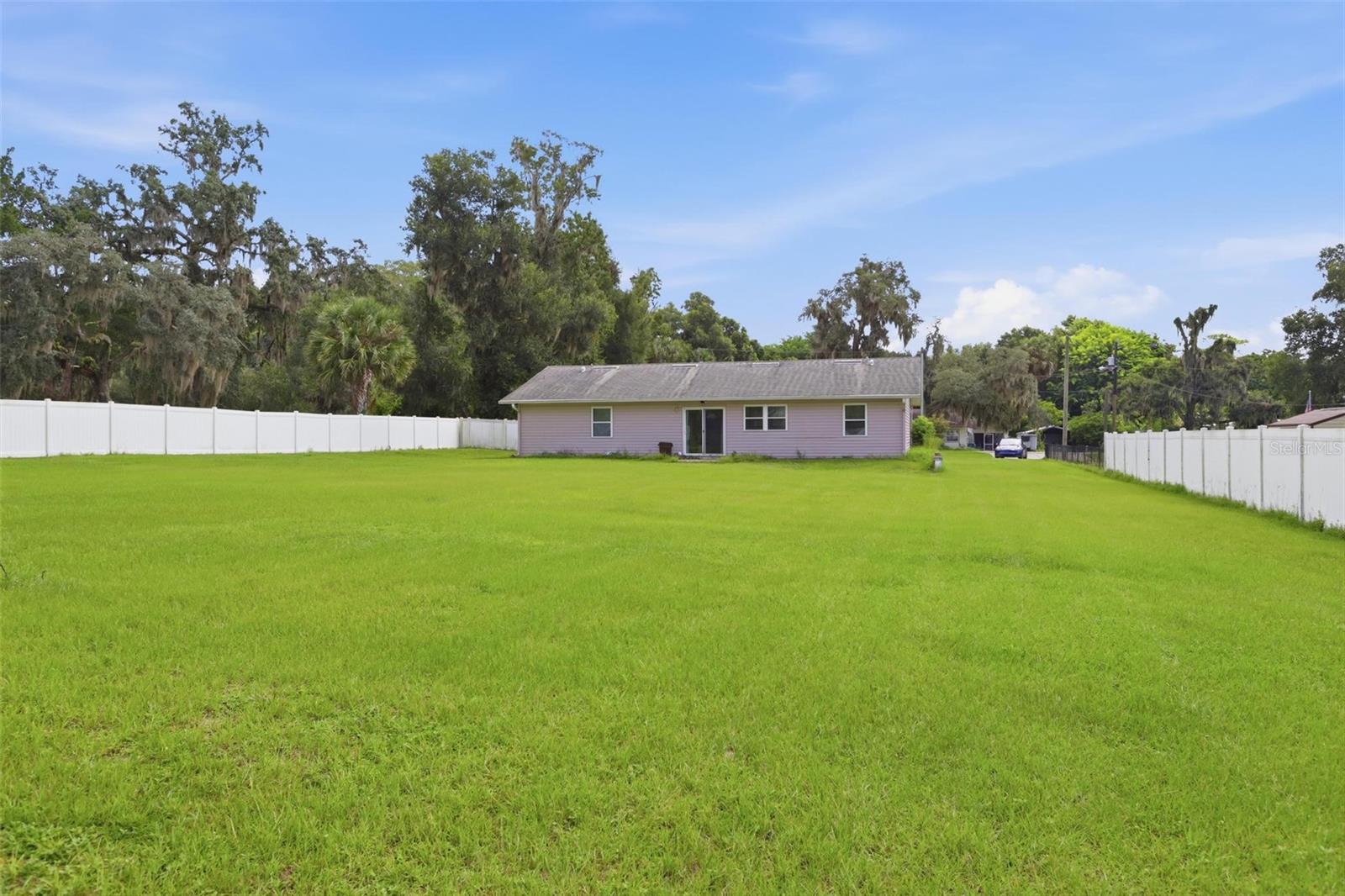 1679 W Euclid Ave Property Photo 35