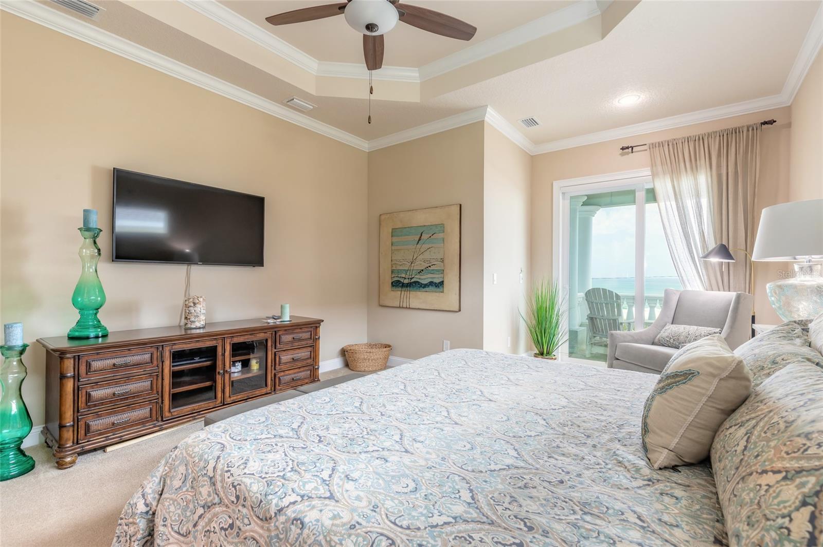 2282 S Ocean Shore Blvd Property Photo 20