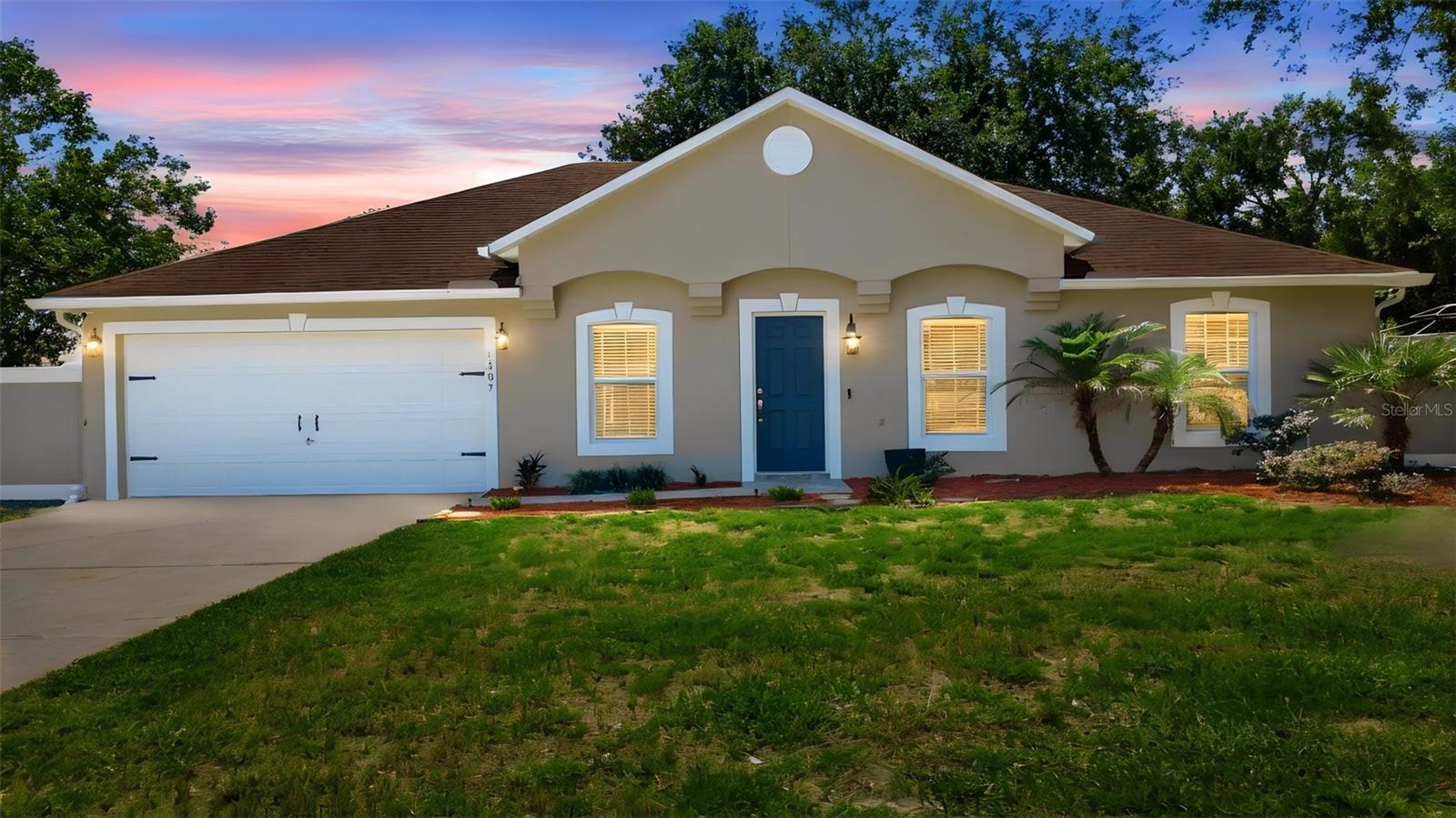 1307 Lydia Dr Property Photo 1