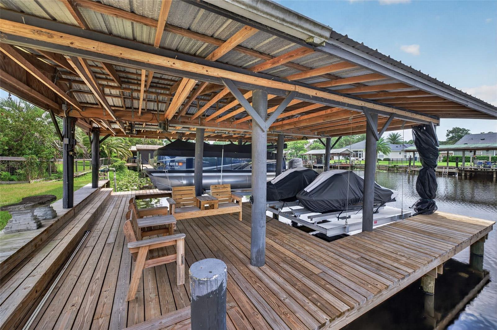 1613 Juno Trl Property Photo 9