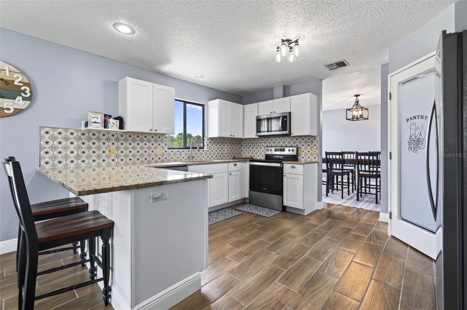 1613 Juno Trl Property Photo 19