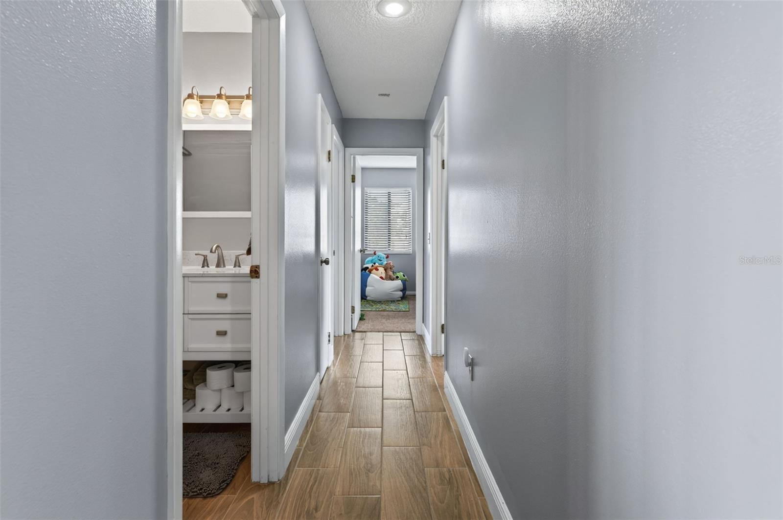 1613 Juno Trl Property Photo 37