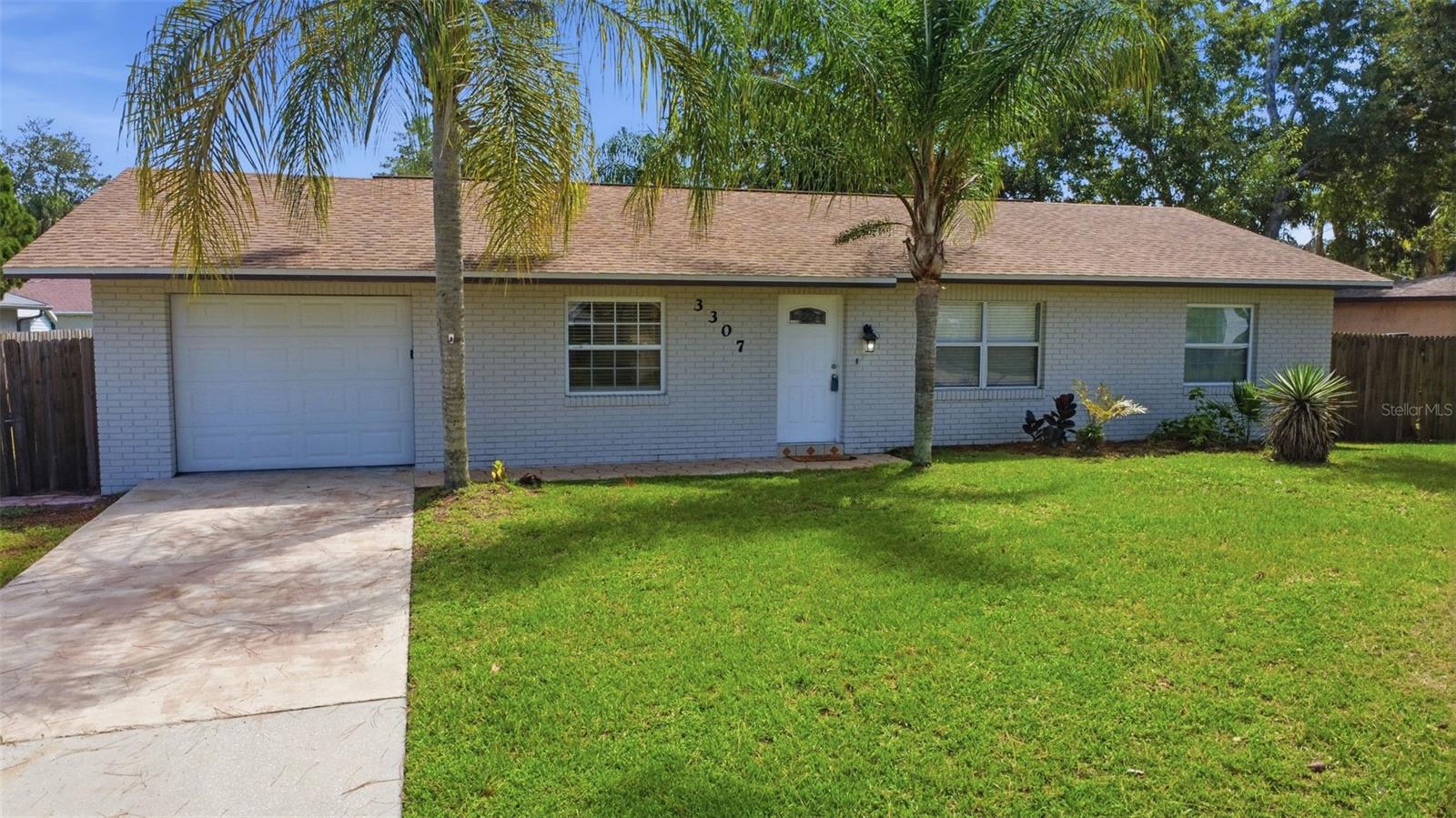 3307 Pine Tree Dr Property Photo 4