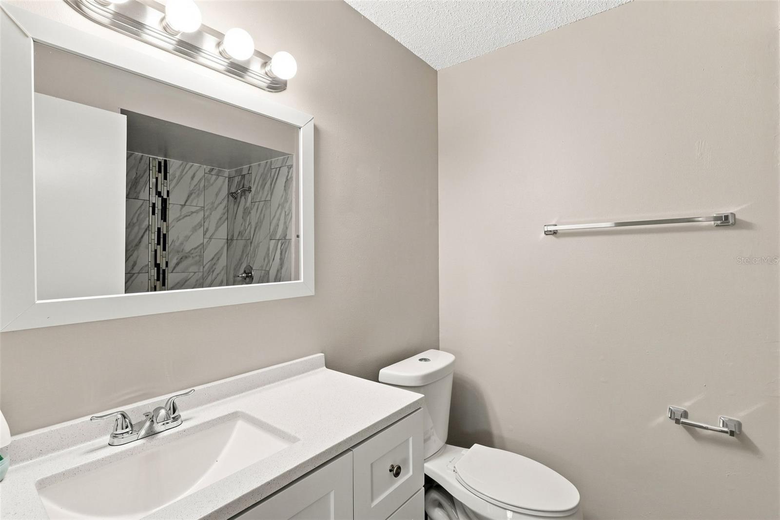 3307 Pine Tree Dr Property Photo 34