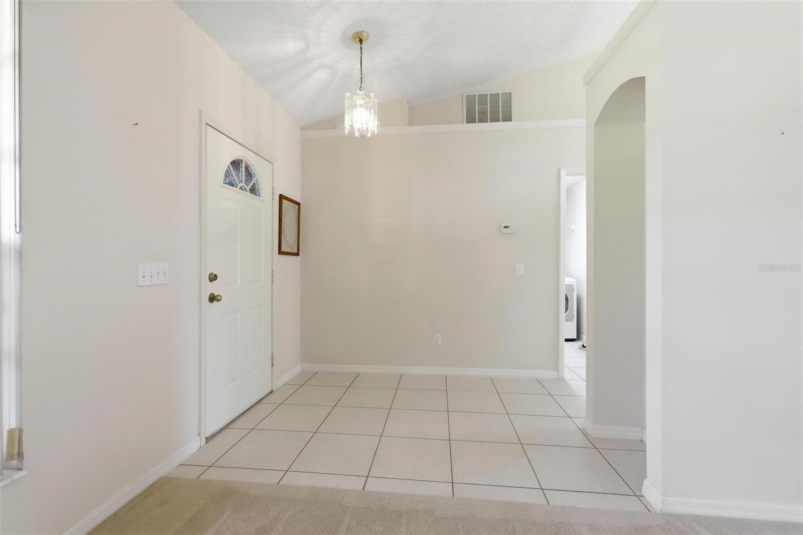 1121 Glendale Ave Property Photo 7
