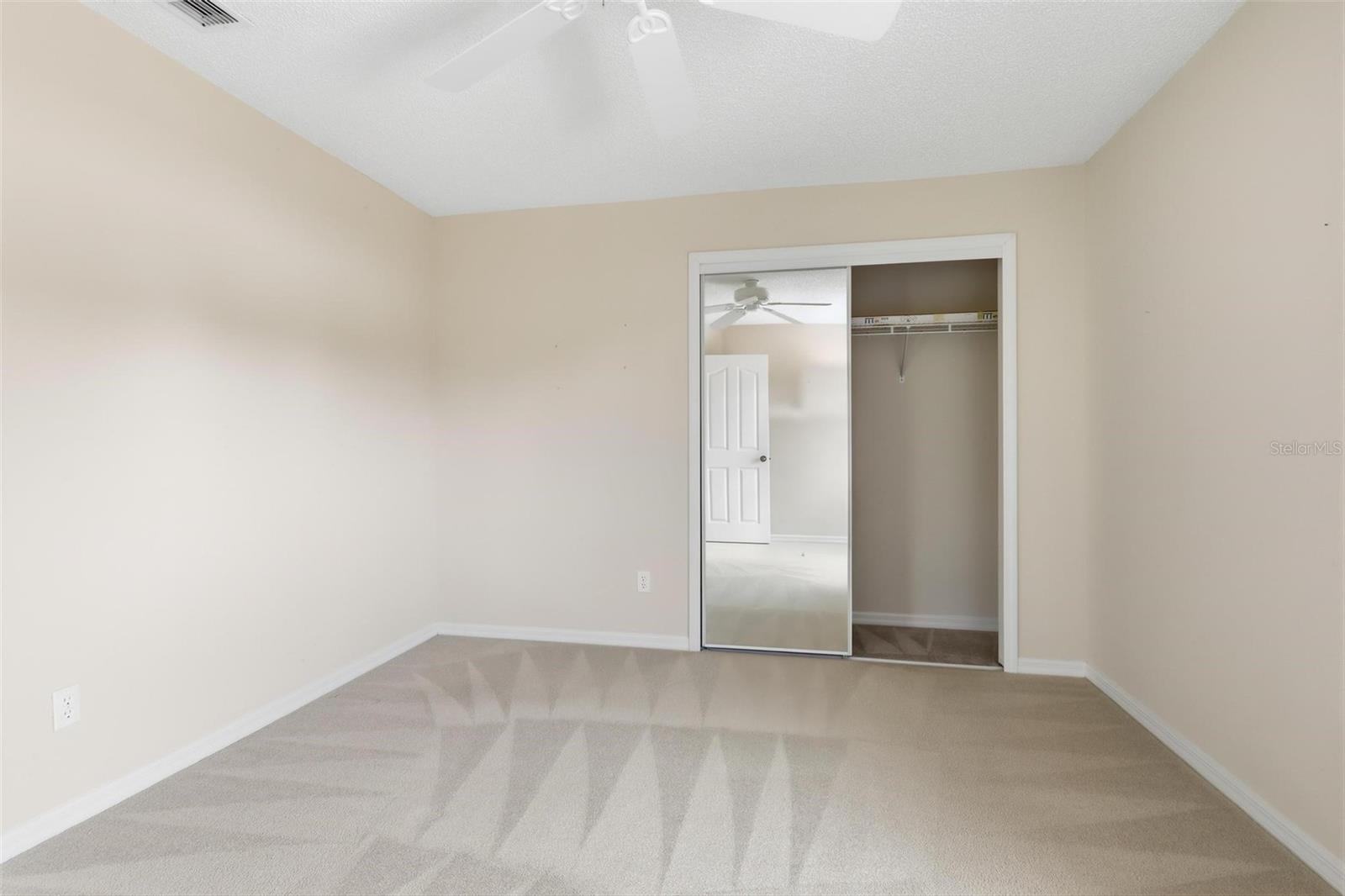 1121 Glendale Ave Property Photo 27