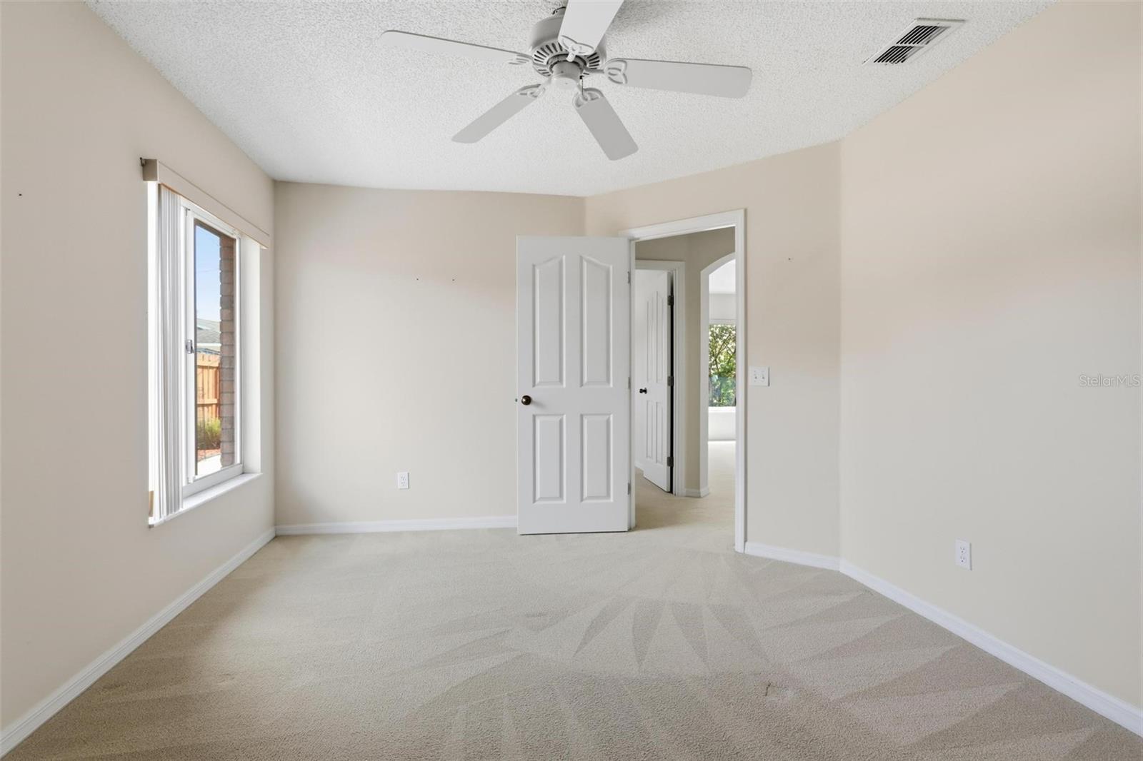 1121 Glendale Ave Property Photo 28