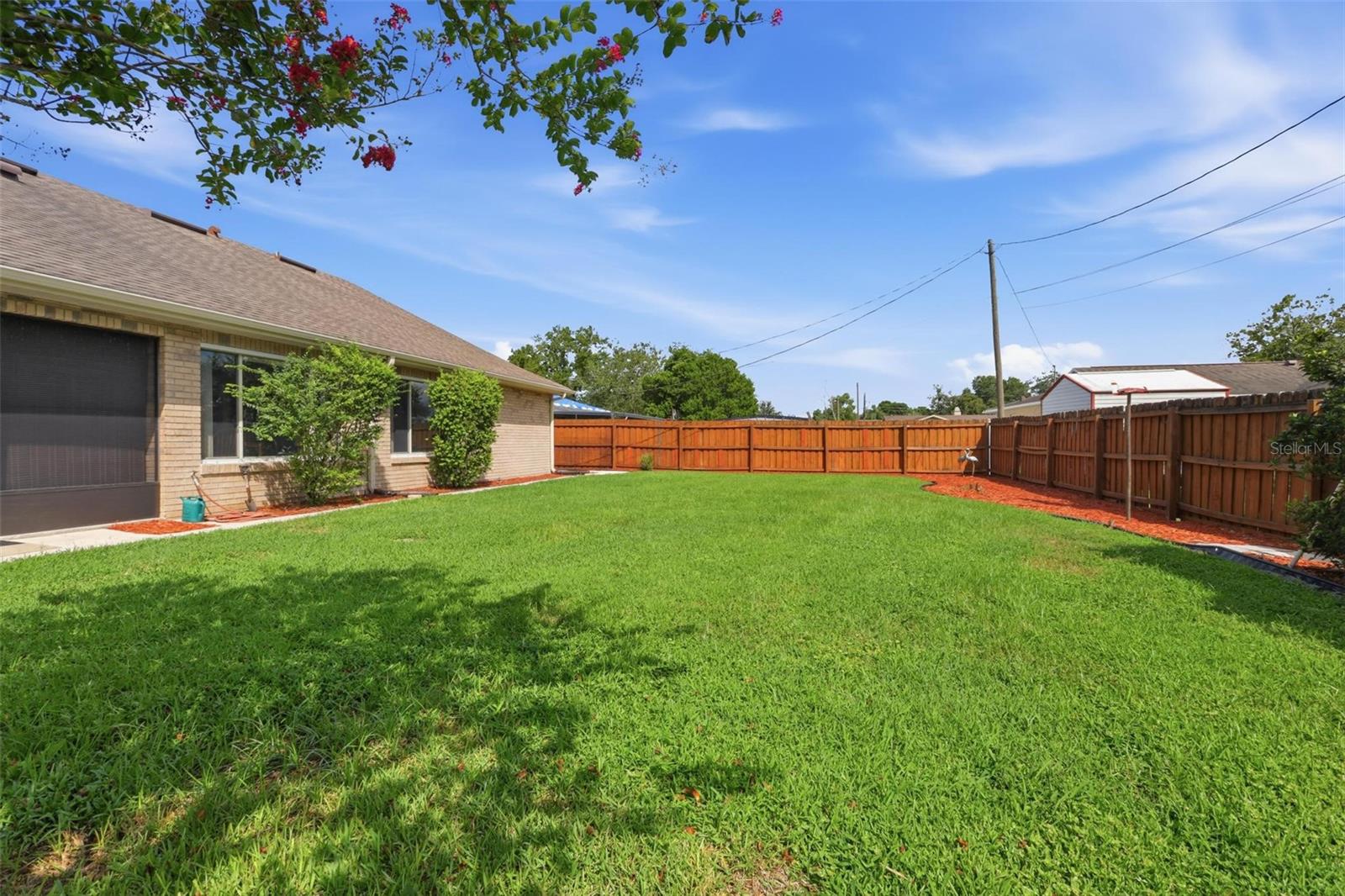 1121 Glendale Ave Property Photo 33