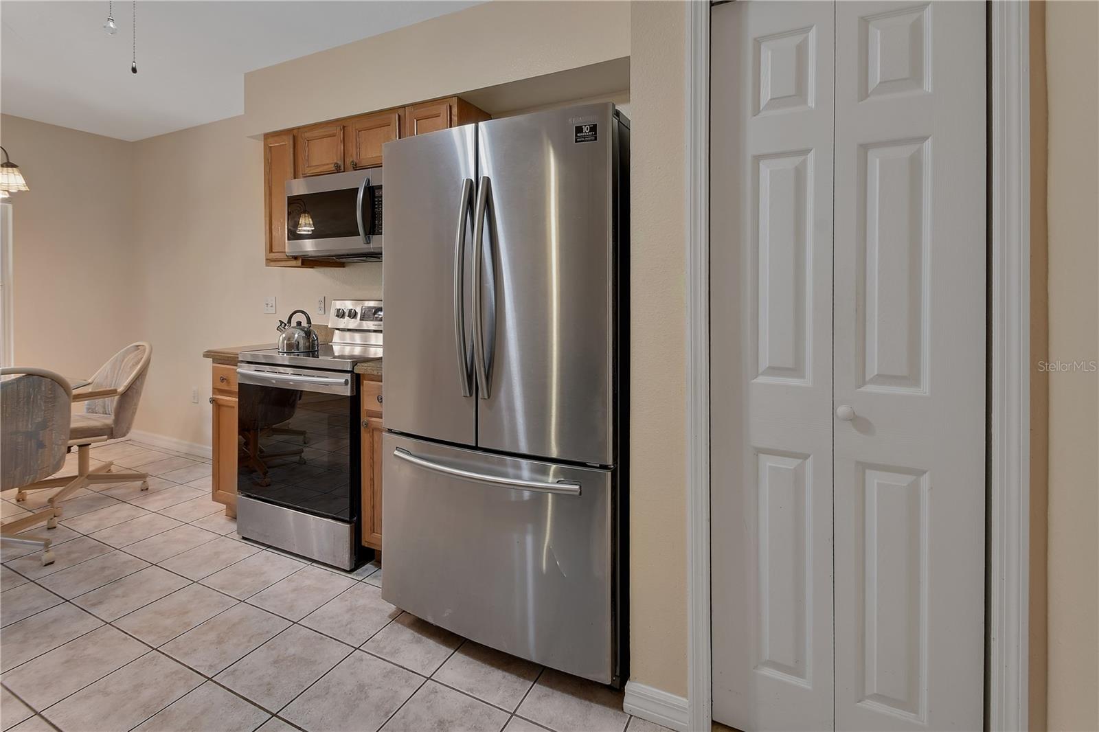 2249 Hontoon Rd Property Photo 6