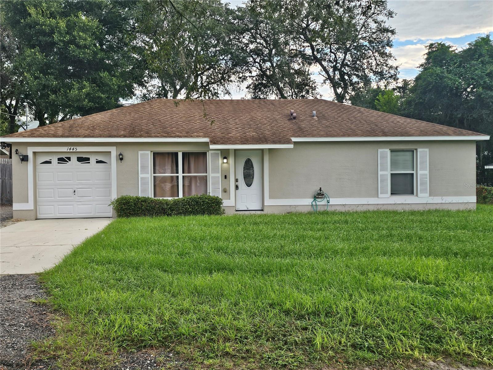 1445 3rd St Property Photo 1