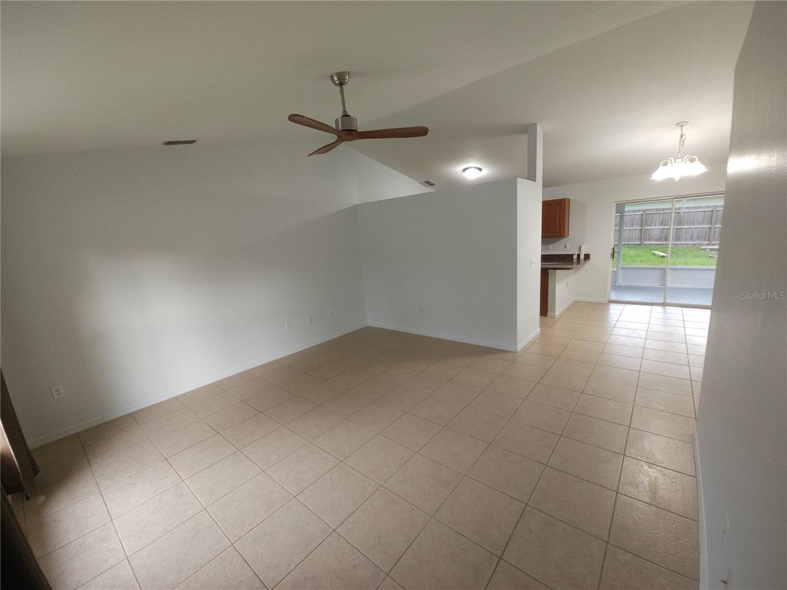 1445 3rd St Property Photo 3