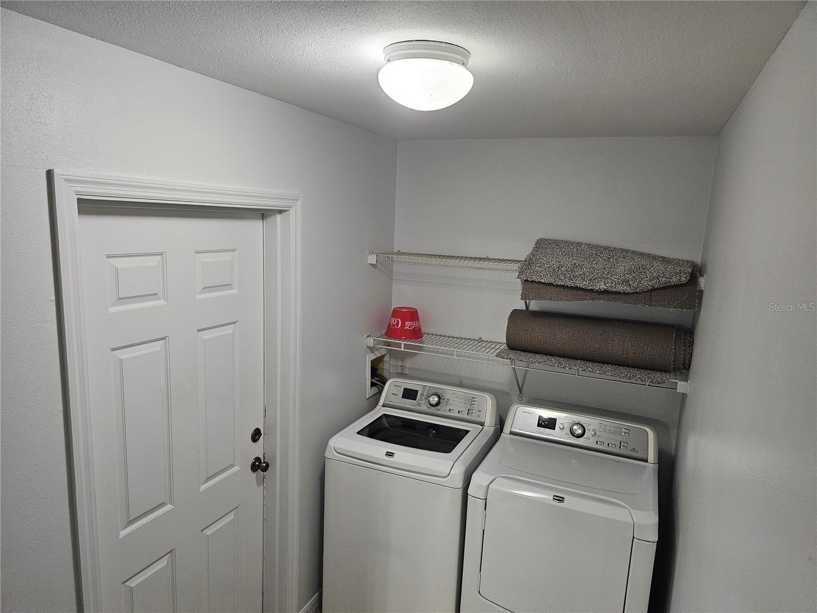1445 3rd St Property Photo 4