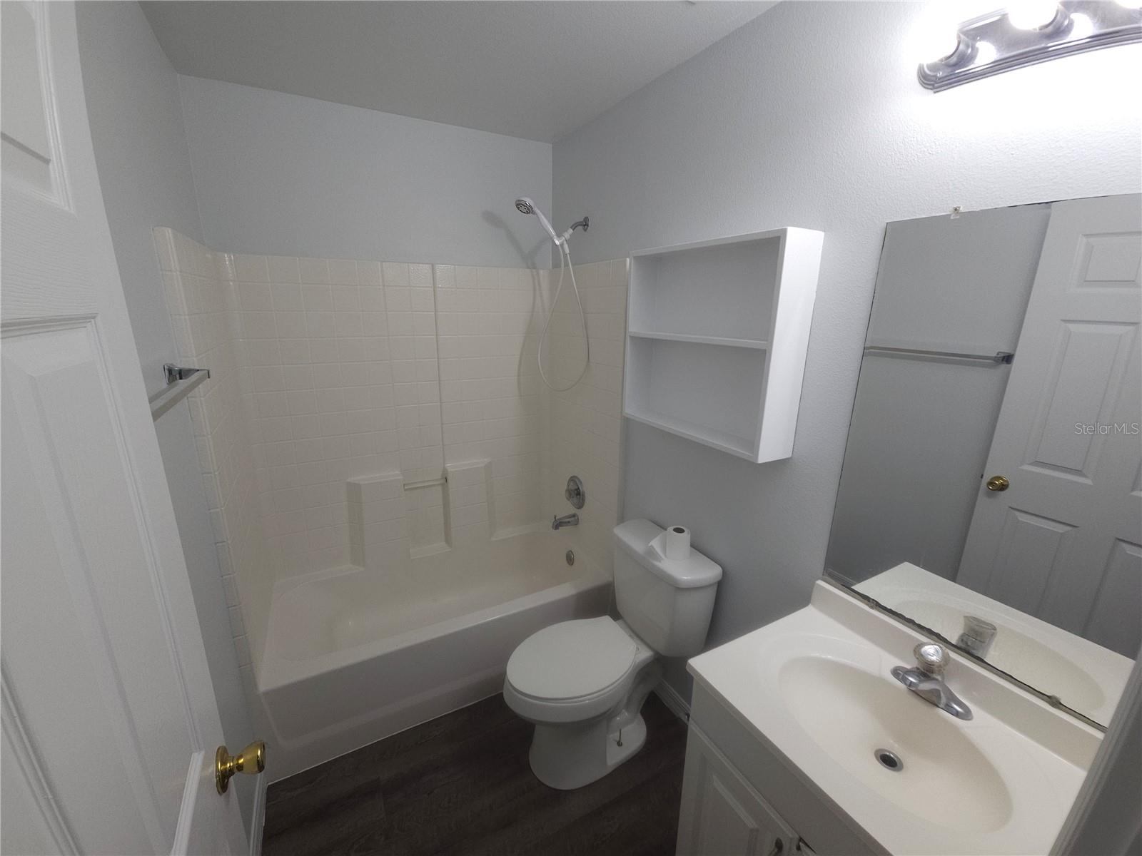 1445 3rd St Property Photo 12