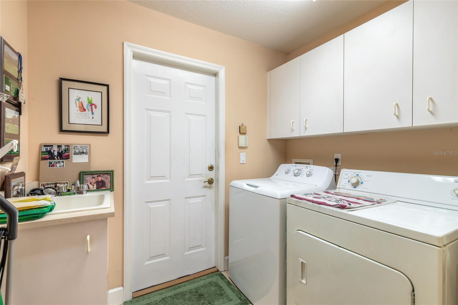 1283 Royal Pointe Ln Property Photo 33