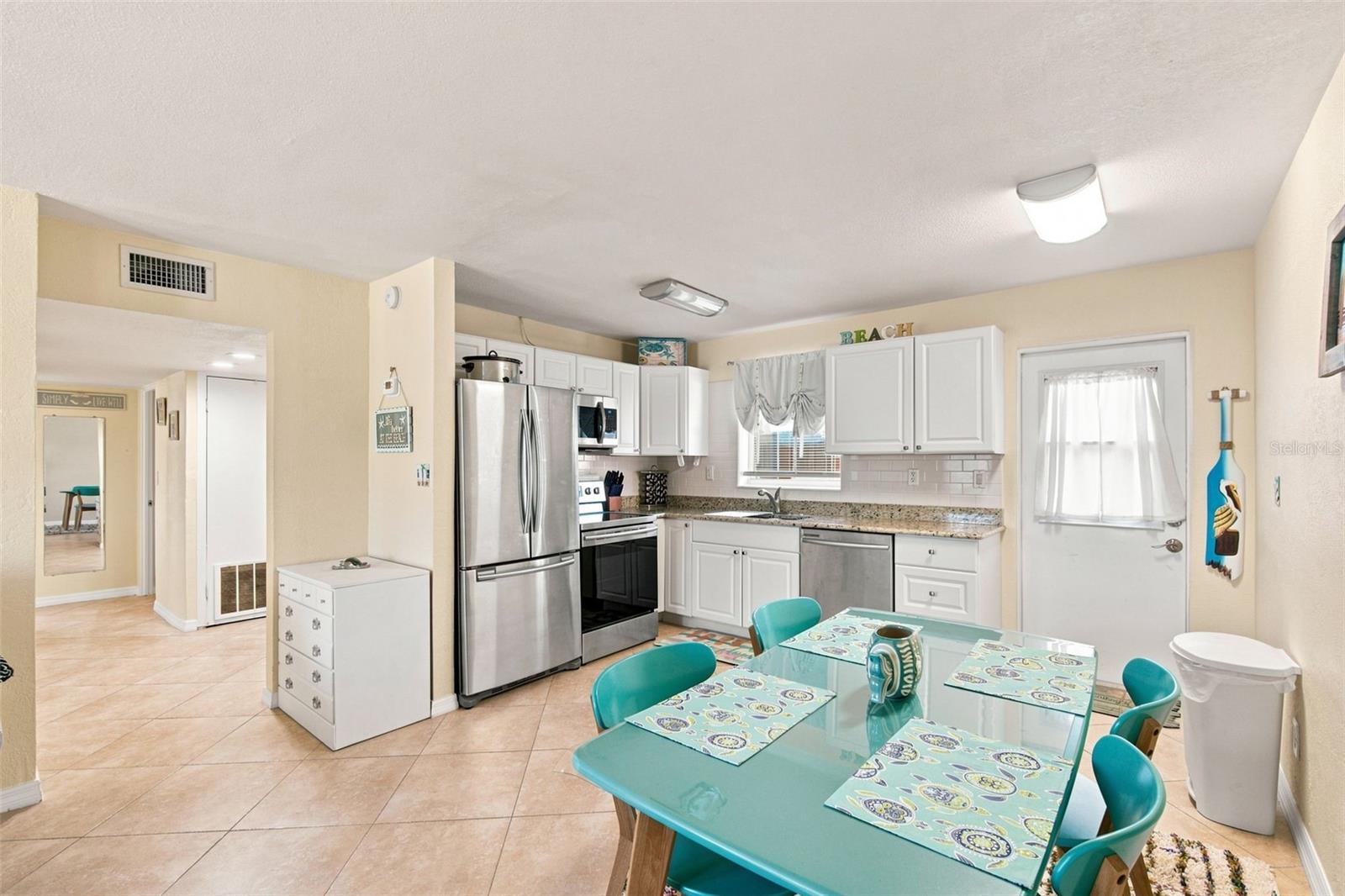 414 Flushing Ave Property Photo 10