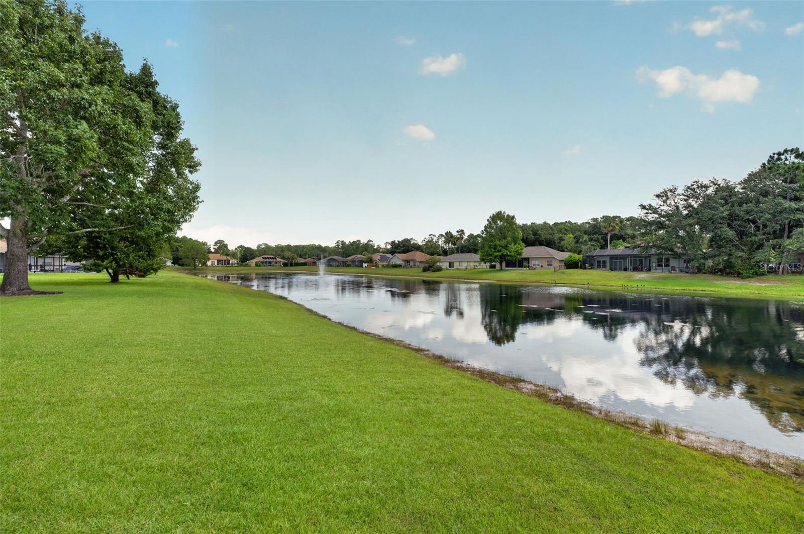 21 Greenvale Dr Property Photo 3