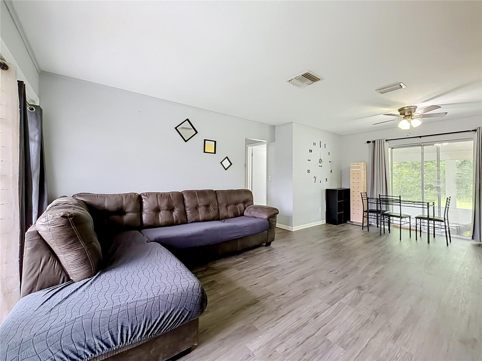 1371 Rockhill St Property Photo 10