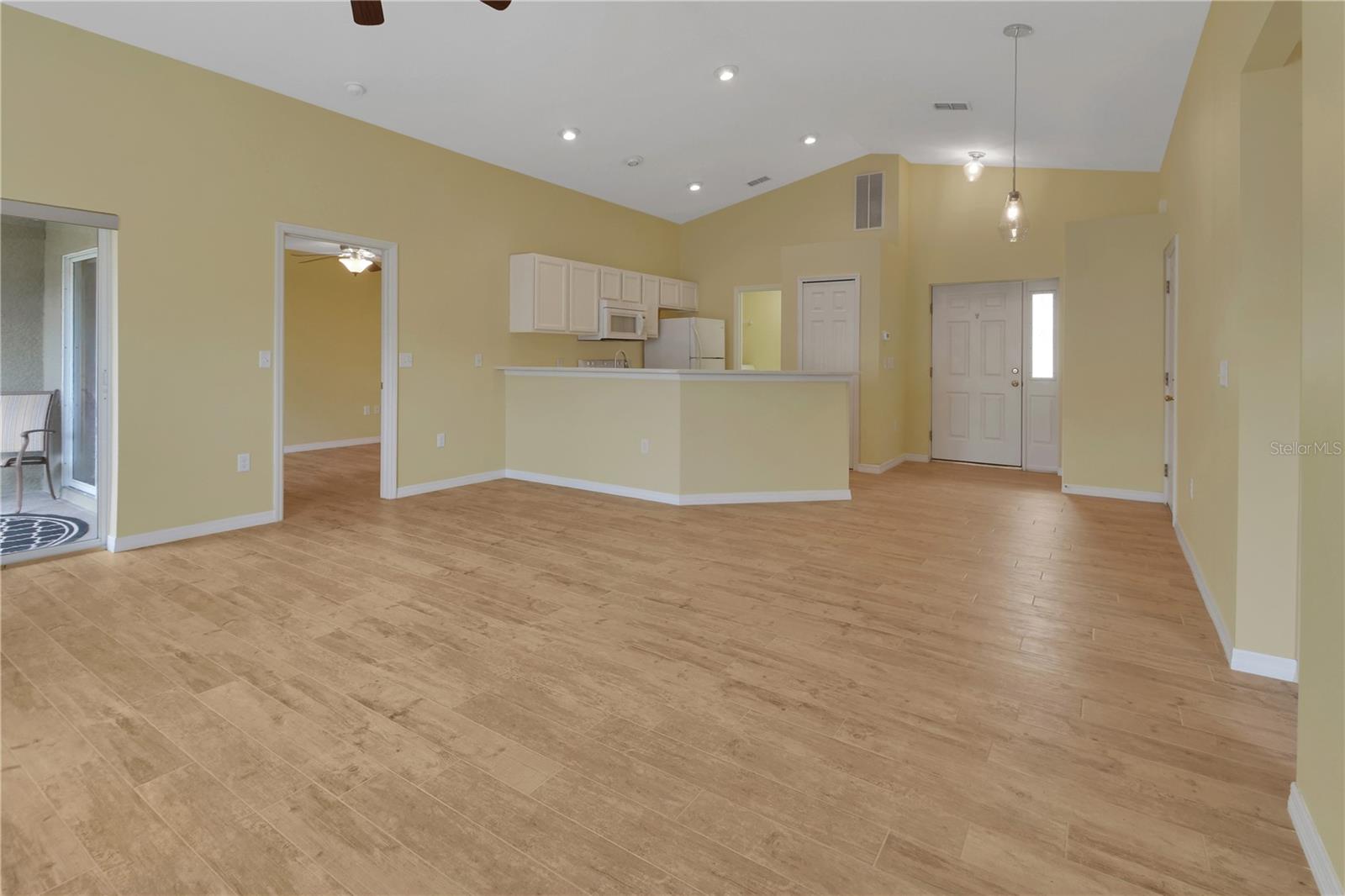 210 Pine Bluff Ave #210 Property Photo 3