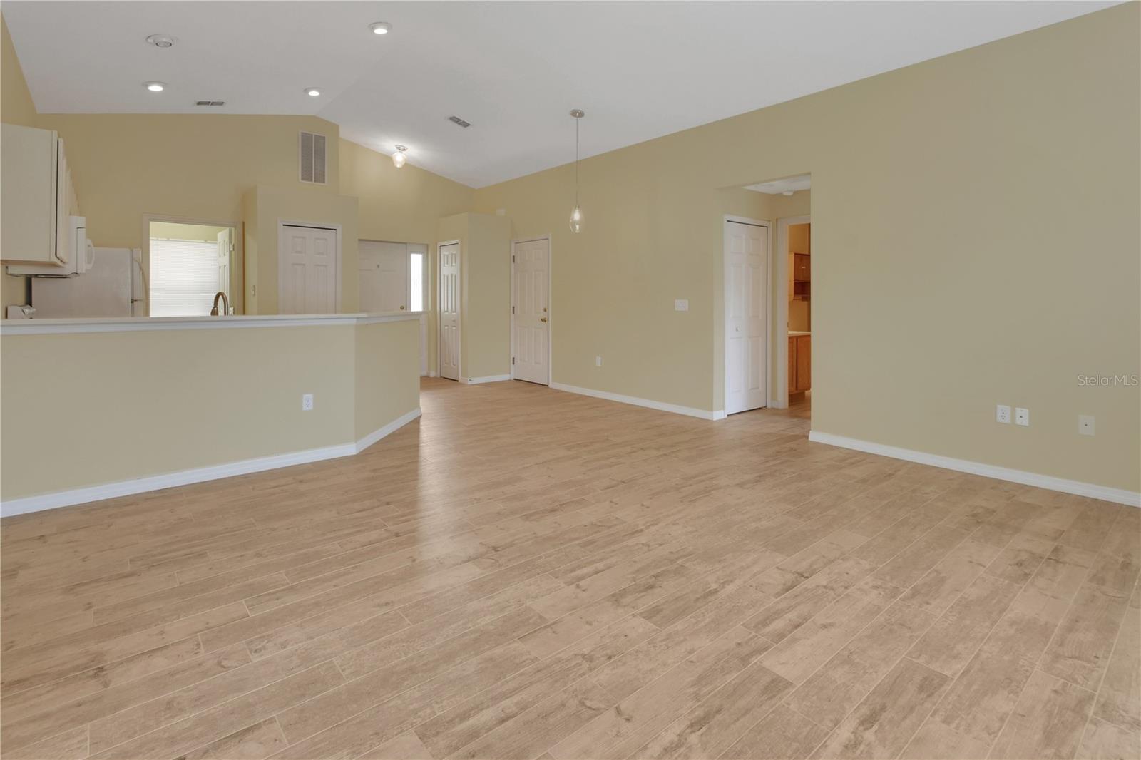 210 Pine Bluff Ave #210 Property Photo 6
