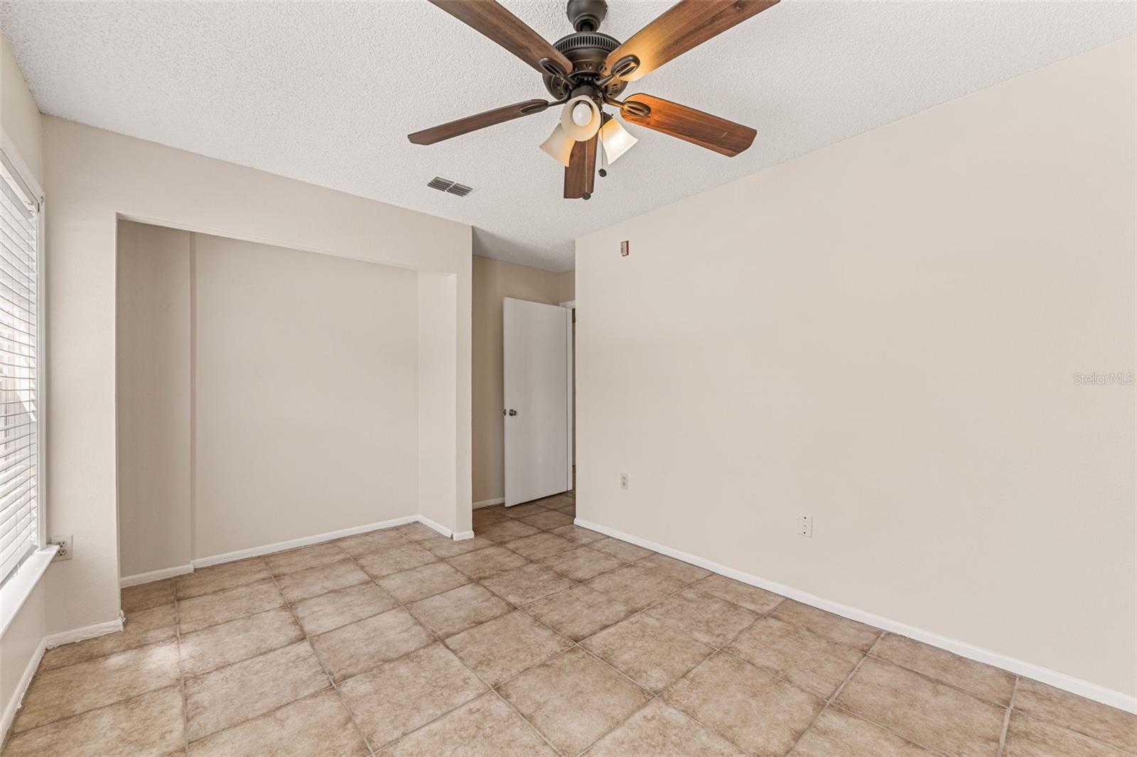 2035 Dixie Belle Dr #2035m Property Photo 28