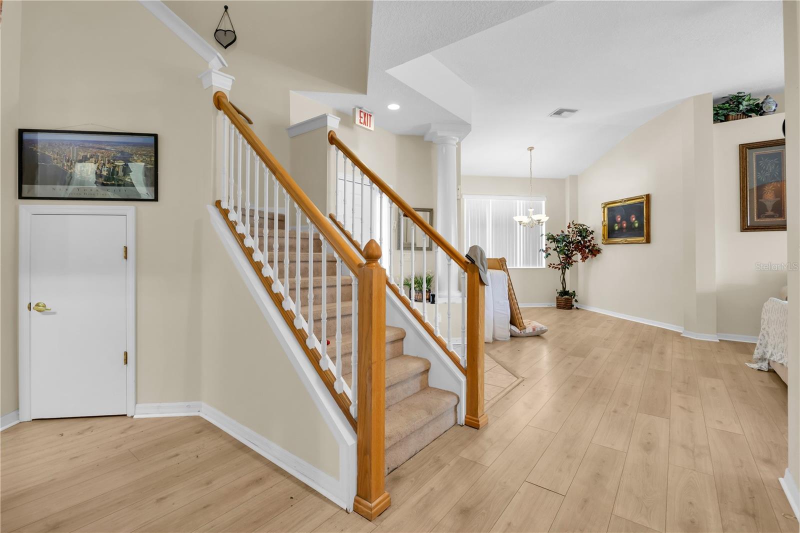 655 Montara Dr Property Photo 3