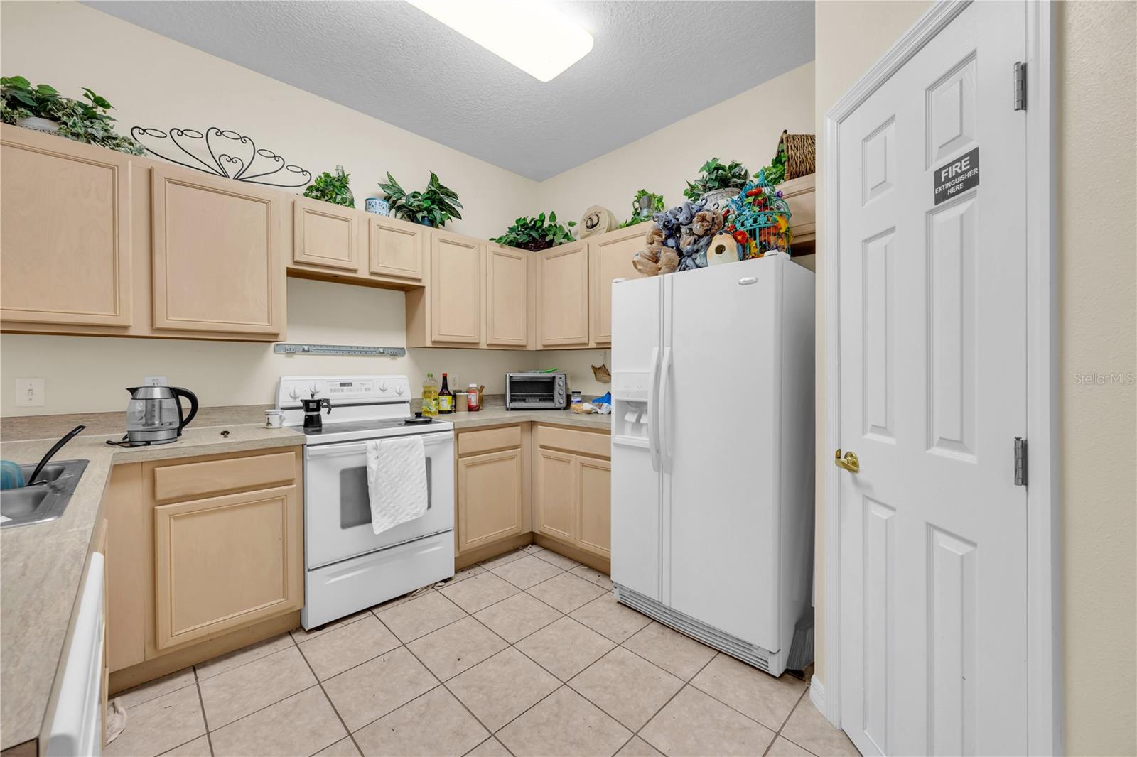 655 Montara Dr Property Photo 9