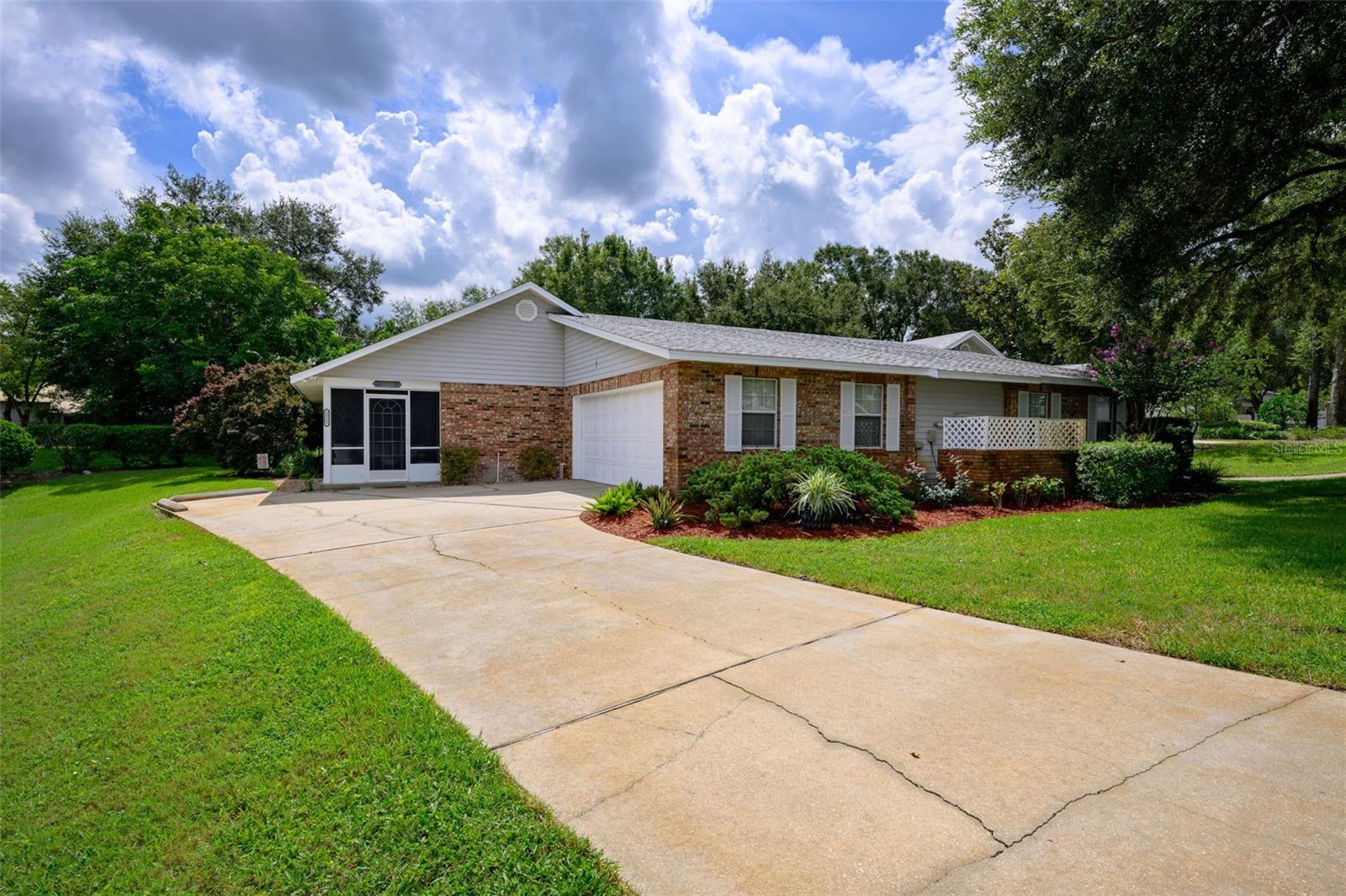 2525 S Glen Eagles Dr Property Photo 1