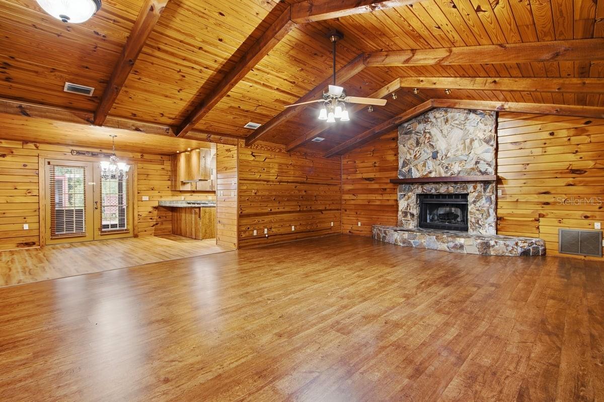 2259 Brownlee Rd Property Photo 11