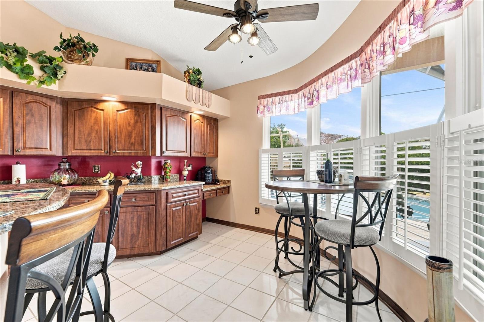 102 Birkwood Ct Property Photo 8