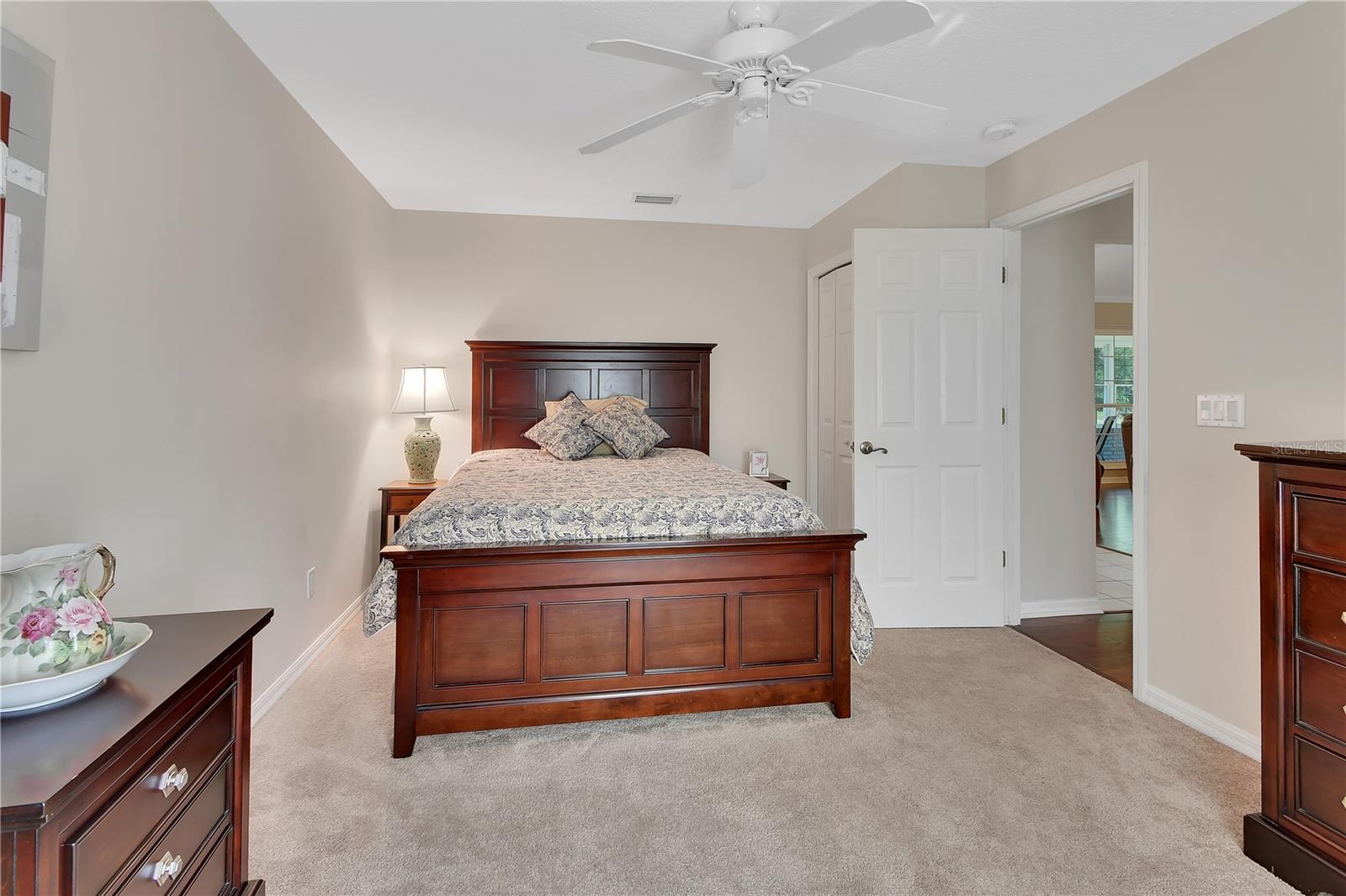 1925 Glenwood Oaks Ln Property Photo 25