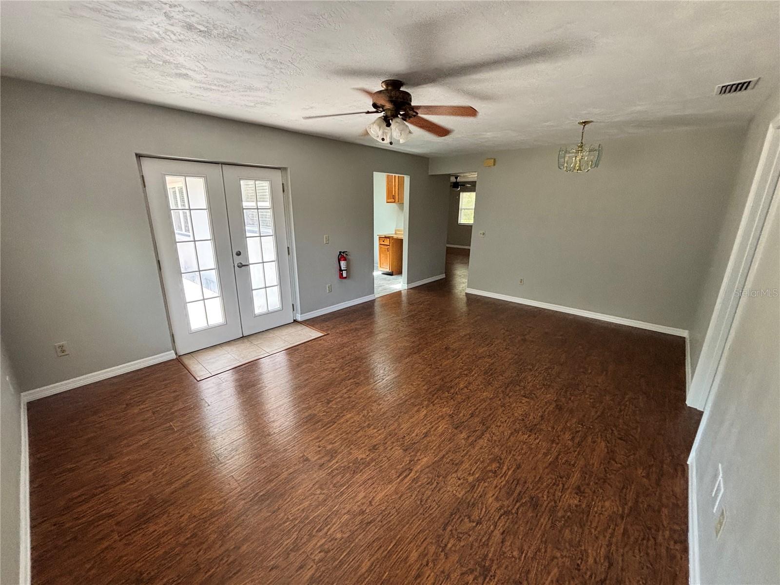 1187 Malone Ct Property Photo 9