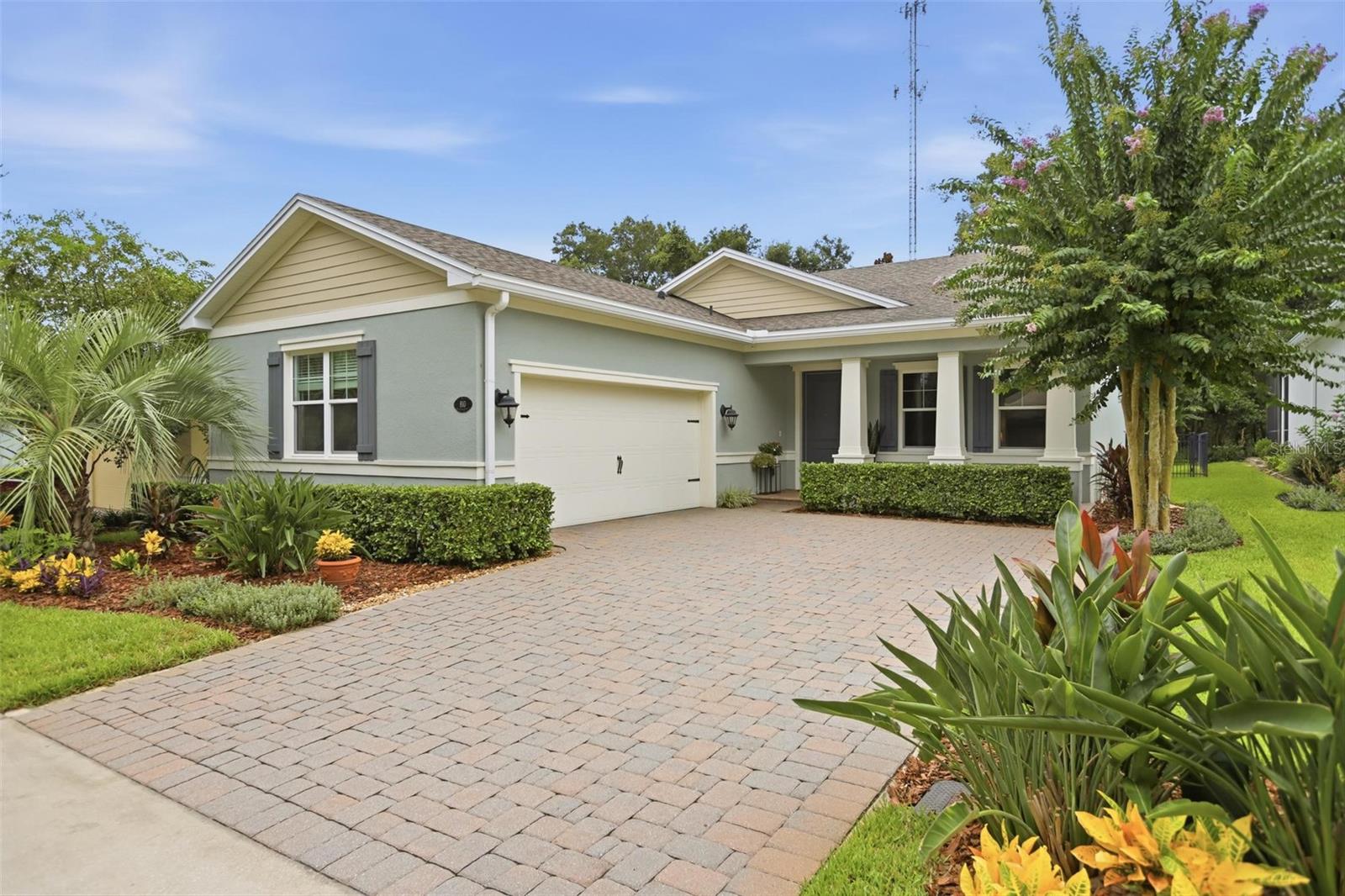 810 Victoria Hills Dr S Property Photo 2
