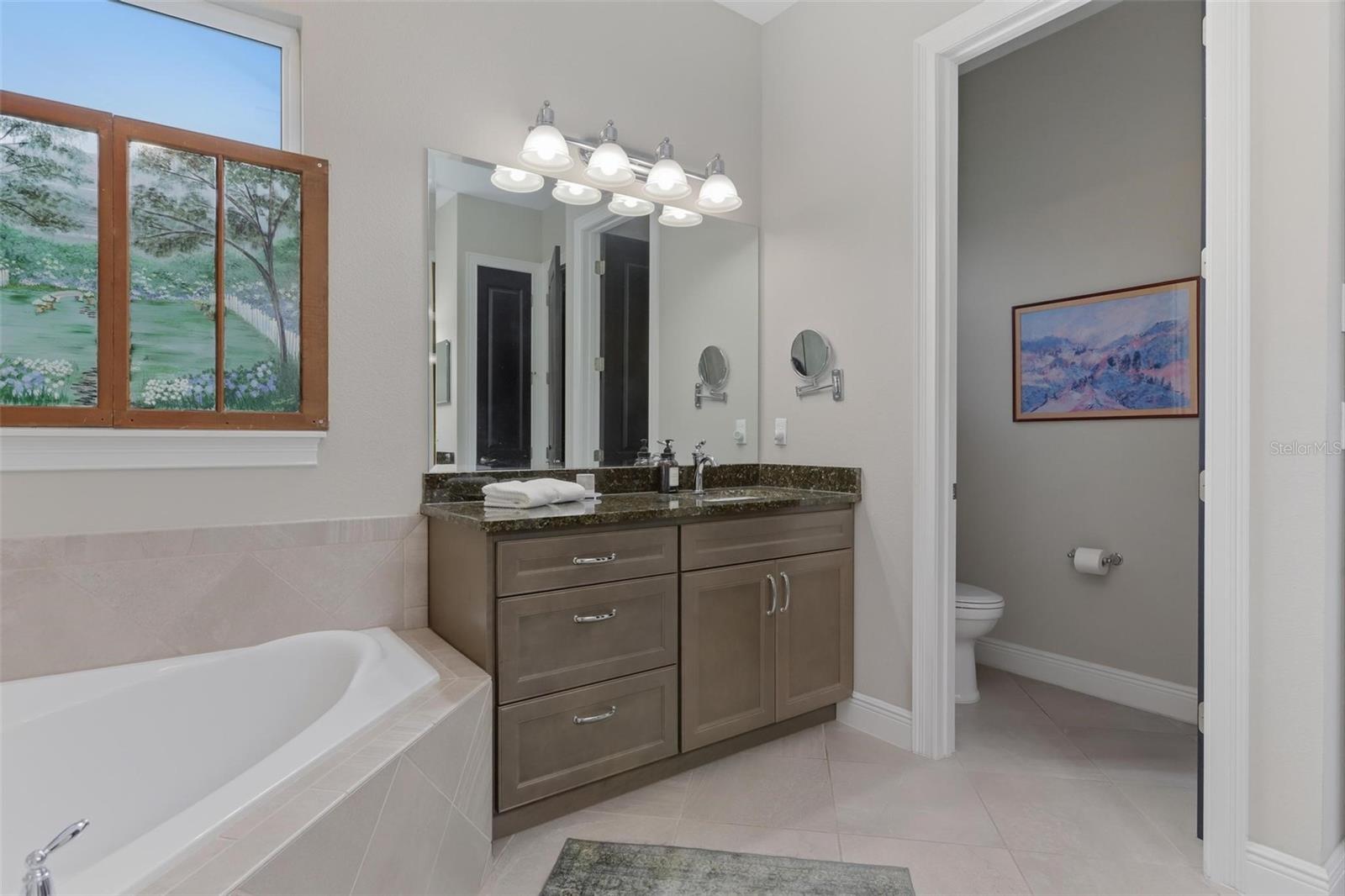 810 Victoria Hills Dr S Property Photo 25
