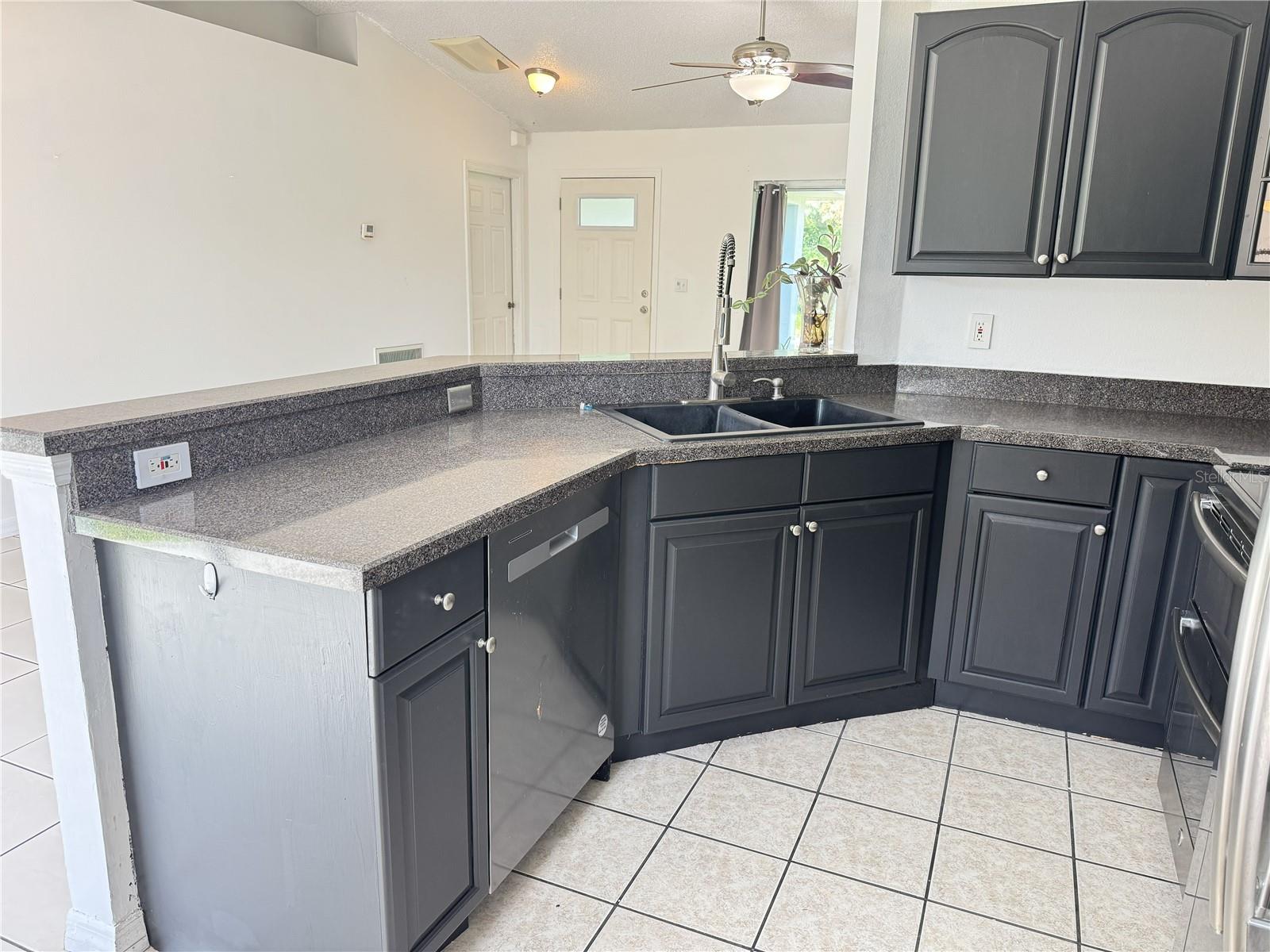 393 Walnut Ave Property Photo 10