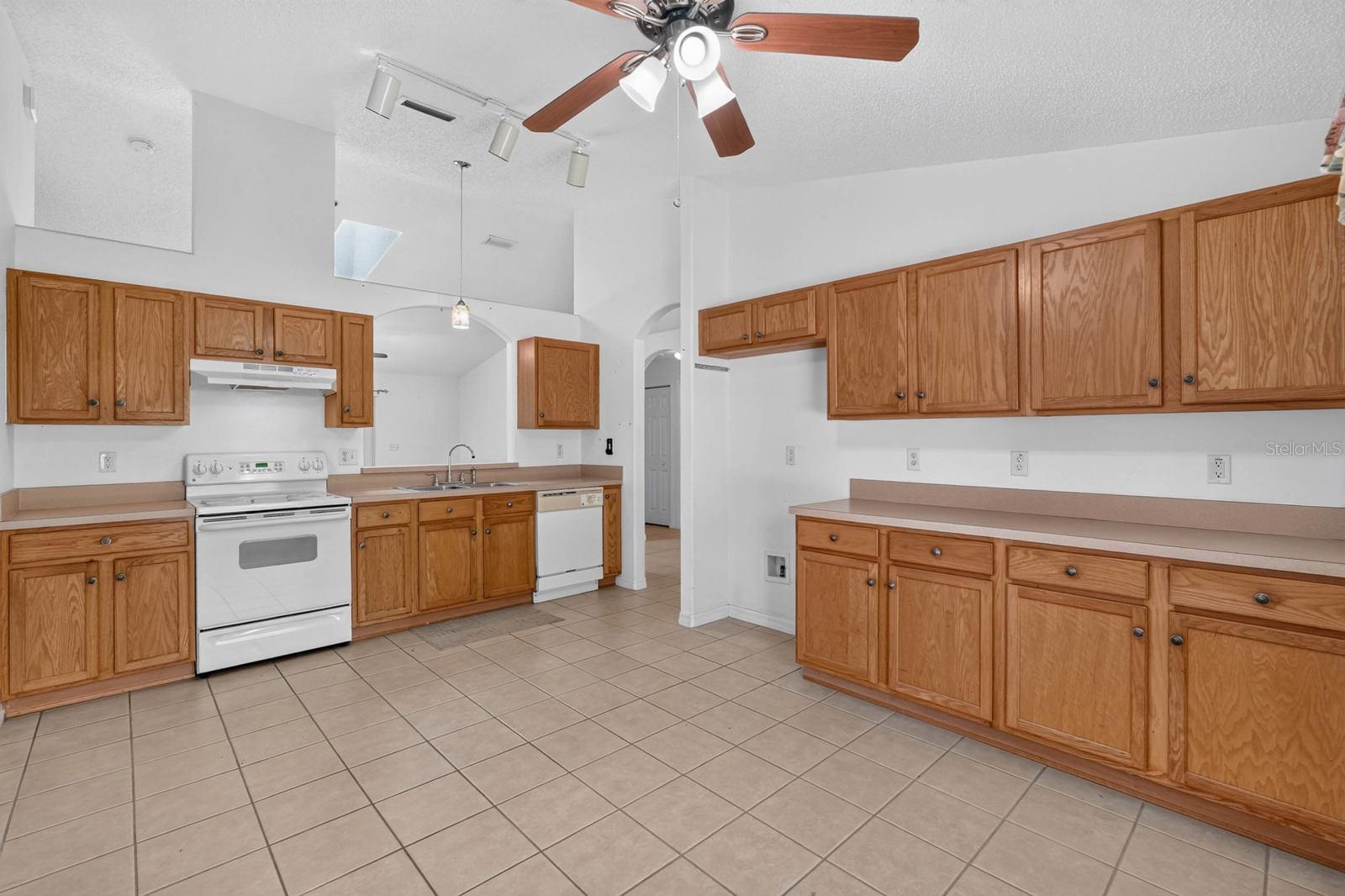 25 Rymshaw Dr Property Photo 9