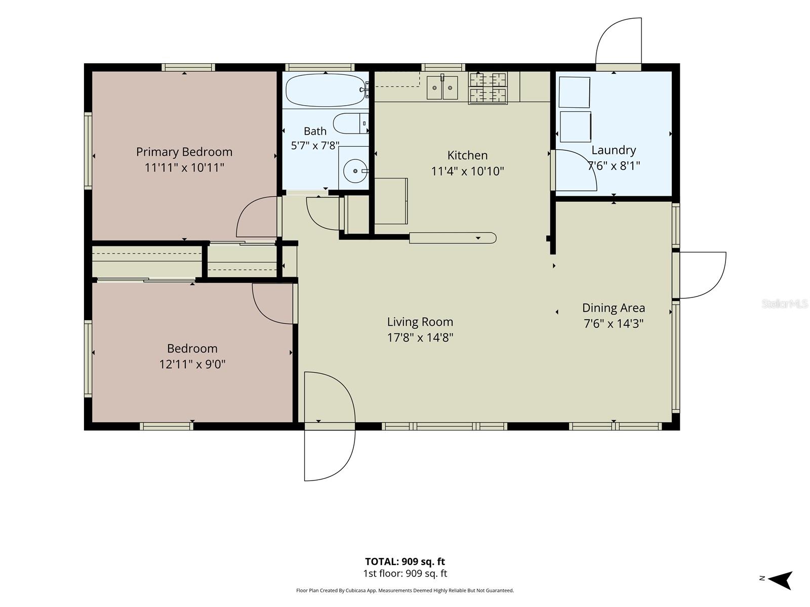 869 Pratt St Property Photo 3