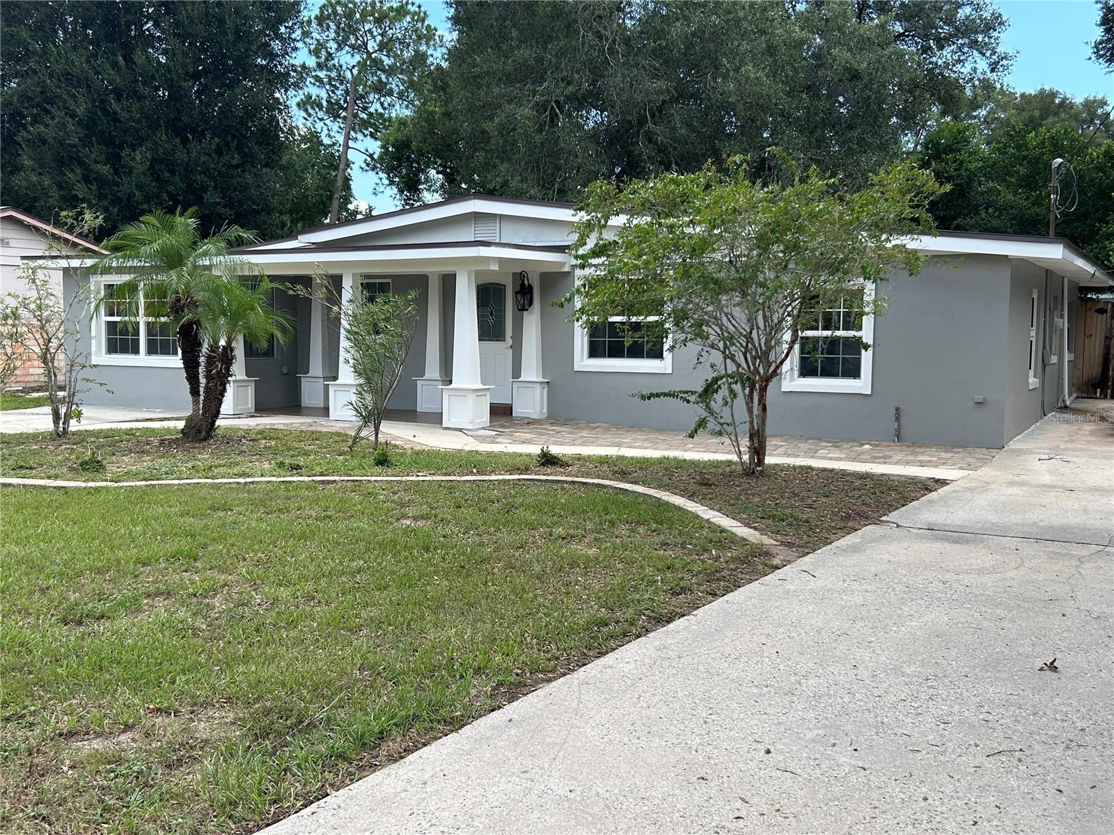 104 E Gardenia Dr Property Photo 11