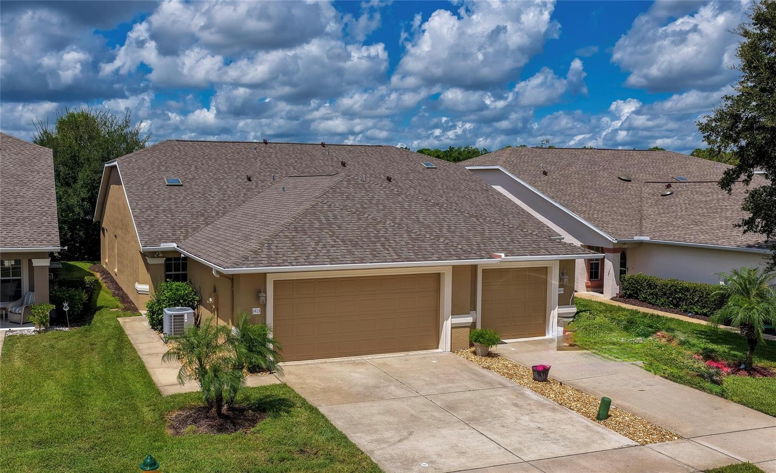 1413 Coconut Palm Cir Property Photo 1