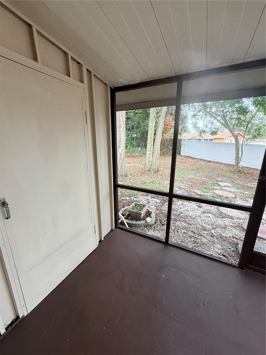 2942 Greynolds St Property Photo 24