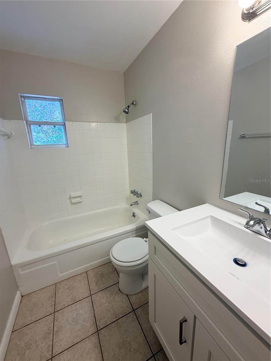2942 Greynolds St Property Photo 27
