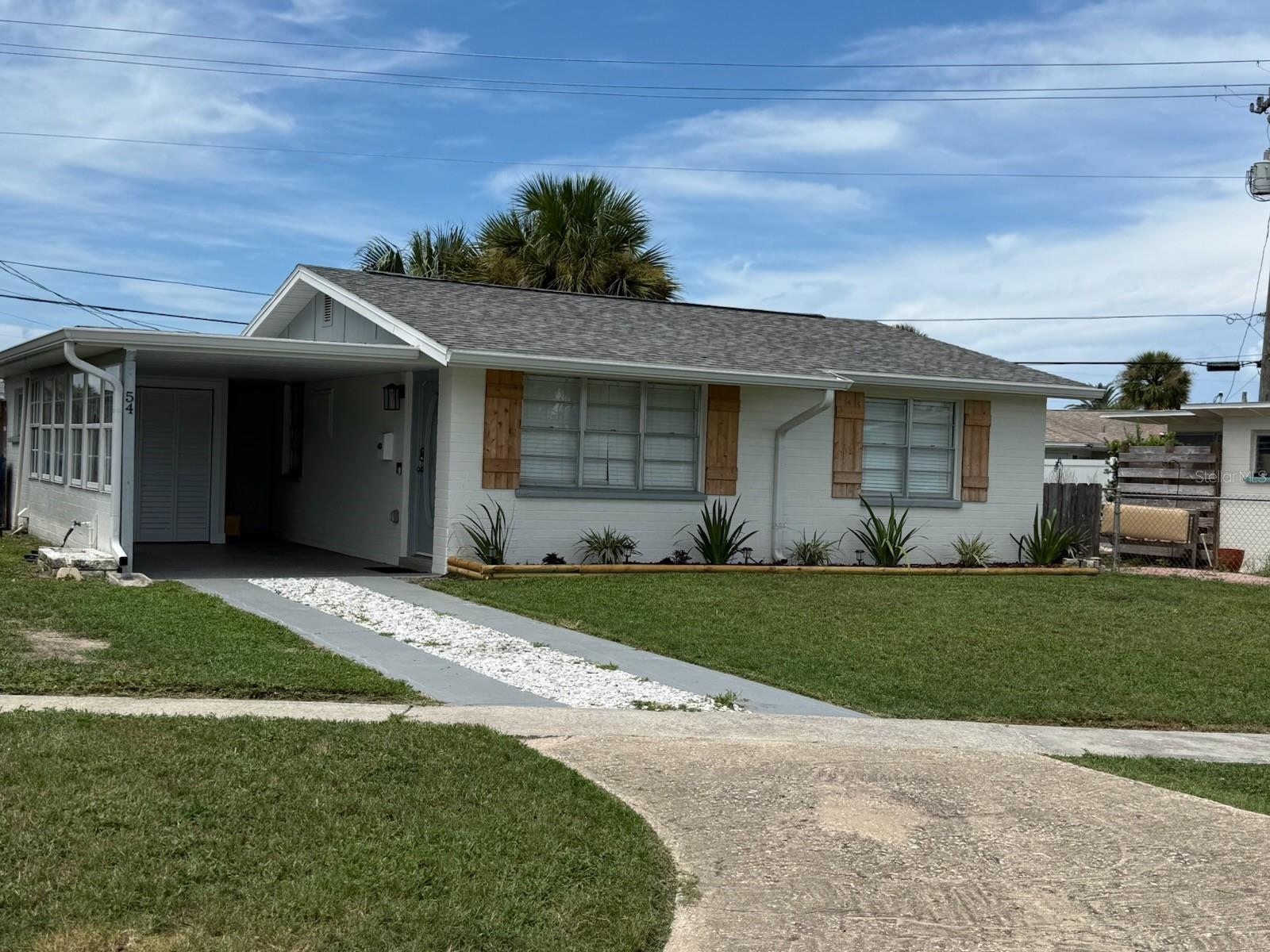 54 RIVER SHORE Property Photo 1