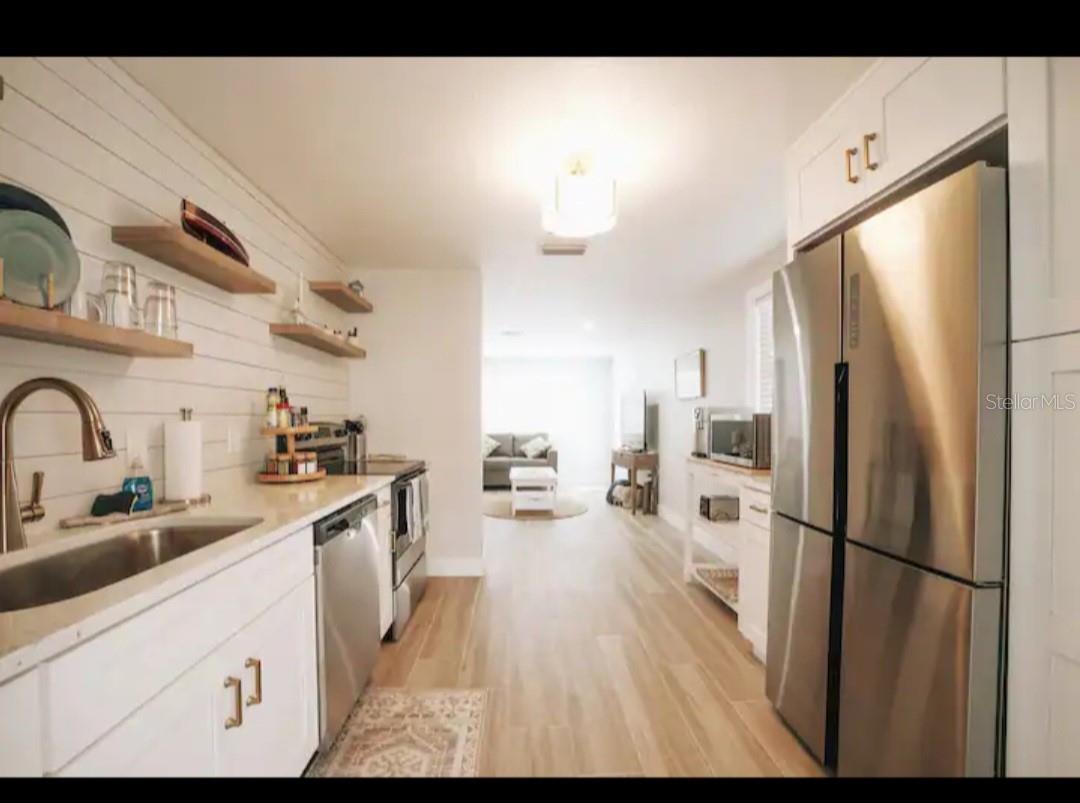 54 River Shore Property Photo 3