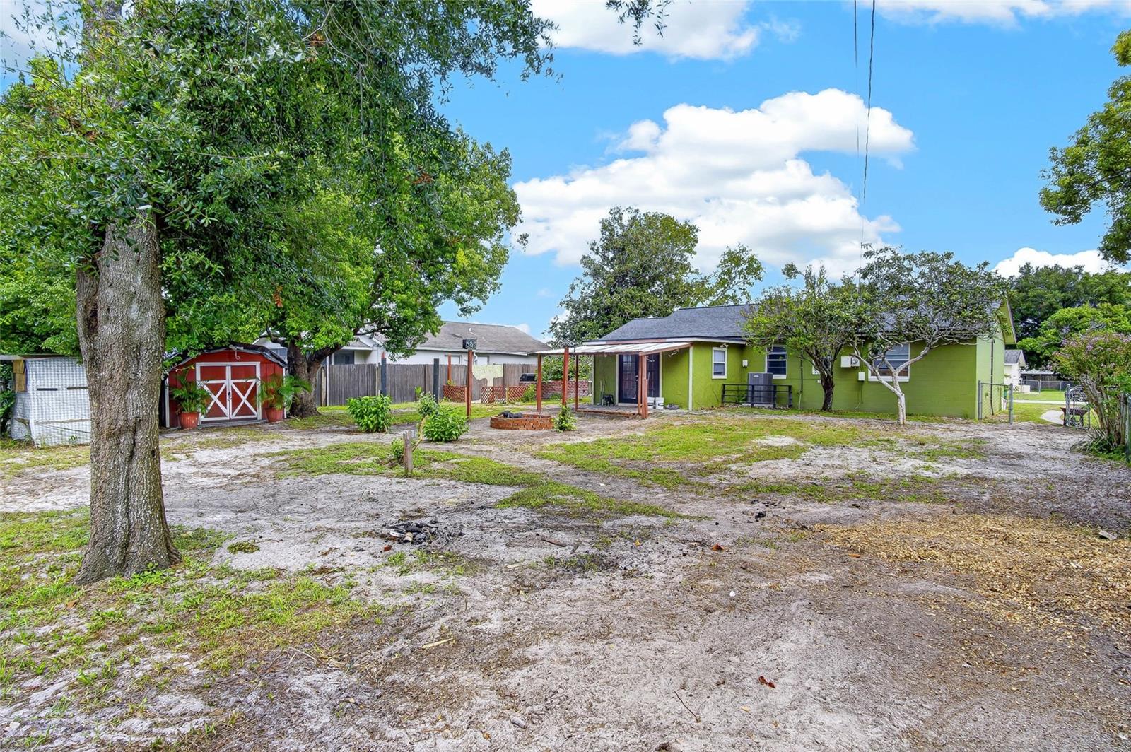 1019 Pioneer Dr Property Photo 6