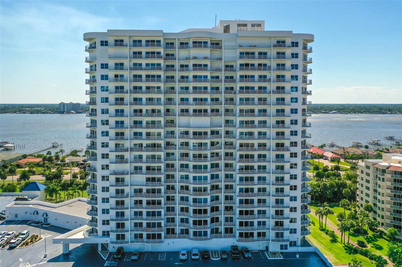 2 Oceans West Blvd #406 Property Photo 1